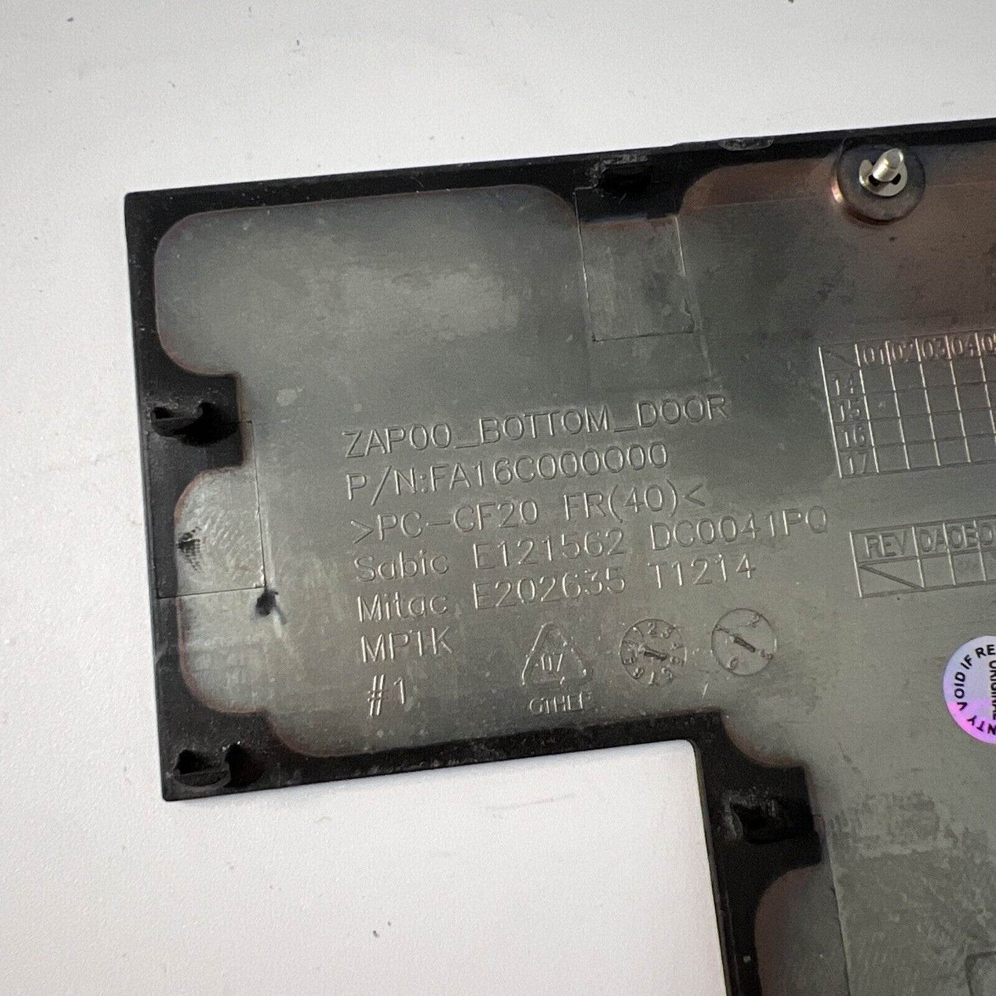 Dell Alienware 13 RAM Bottom Base Door Cover 0M6NFW