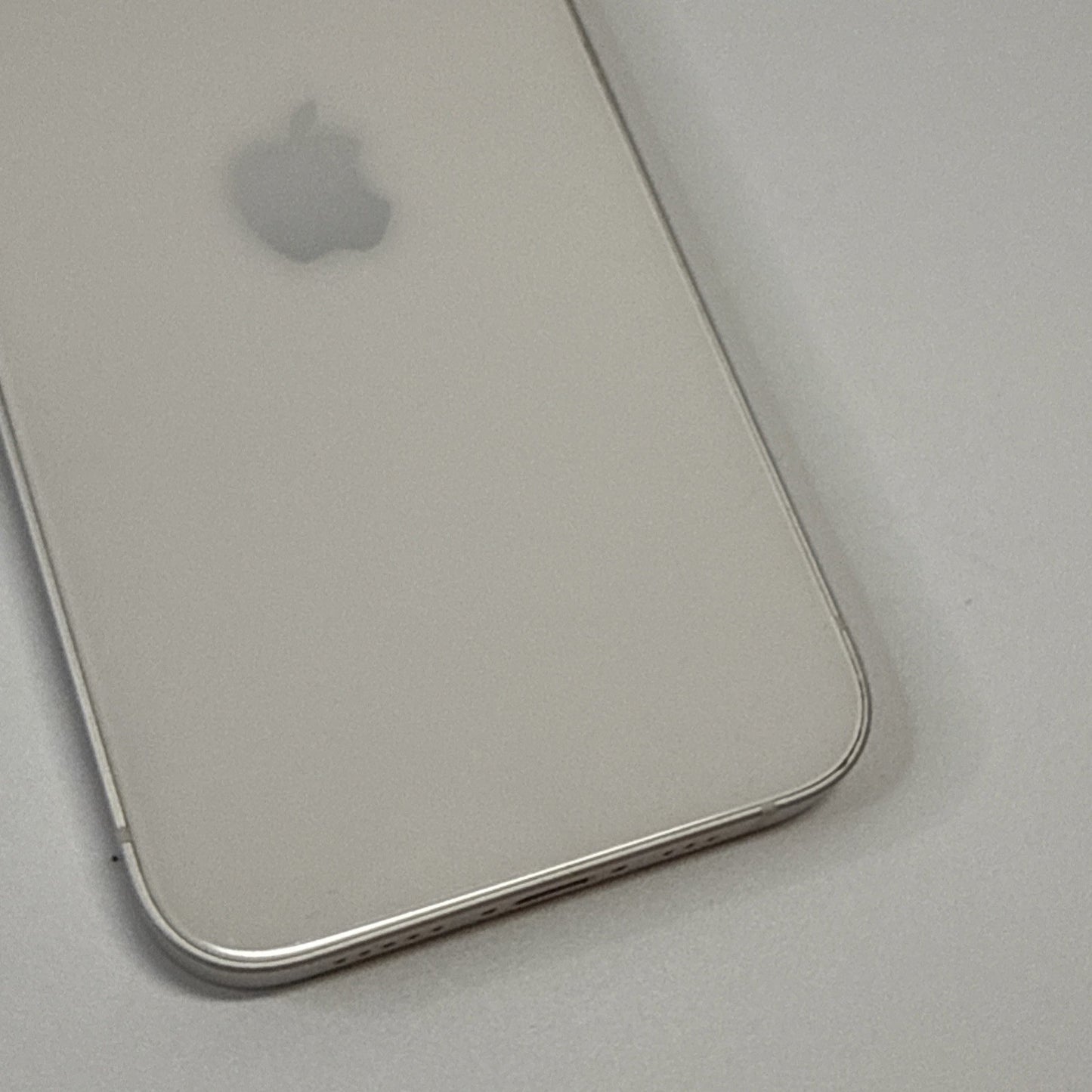 Apple iPhone 13 128GB Unlocked 5G (White) EXCELLENT CONDITION A++ 94% BH