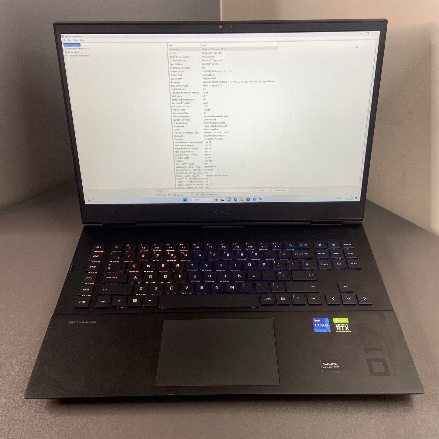 HP Omen 17-ck1502na Core i7-12700H 16GB 512GB SSd RTX 3060 17.3” Gaming Laptop