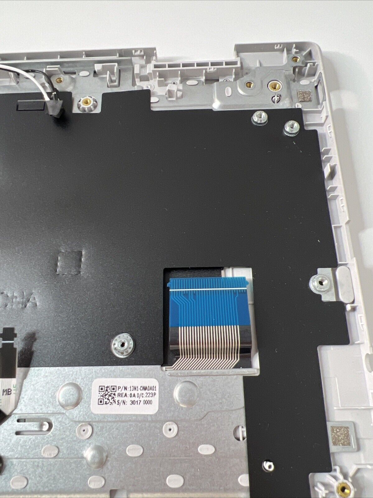 Asus CX1500CN Genuine Palmrest Assembly UK Keyboard Touchpad Silver (VERY GOOD)