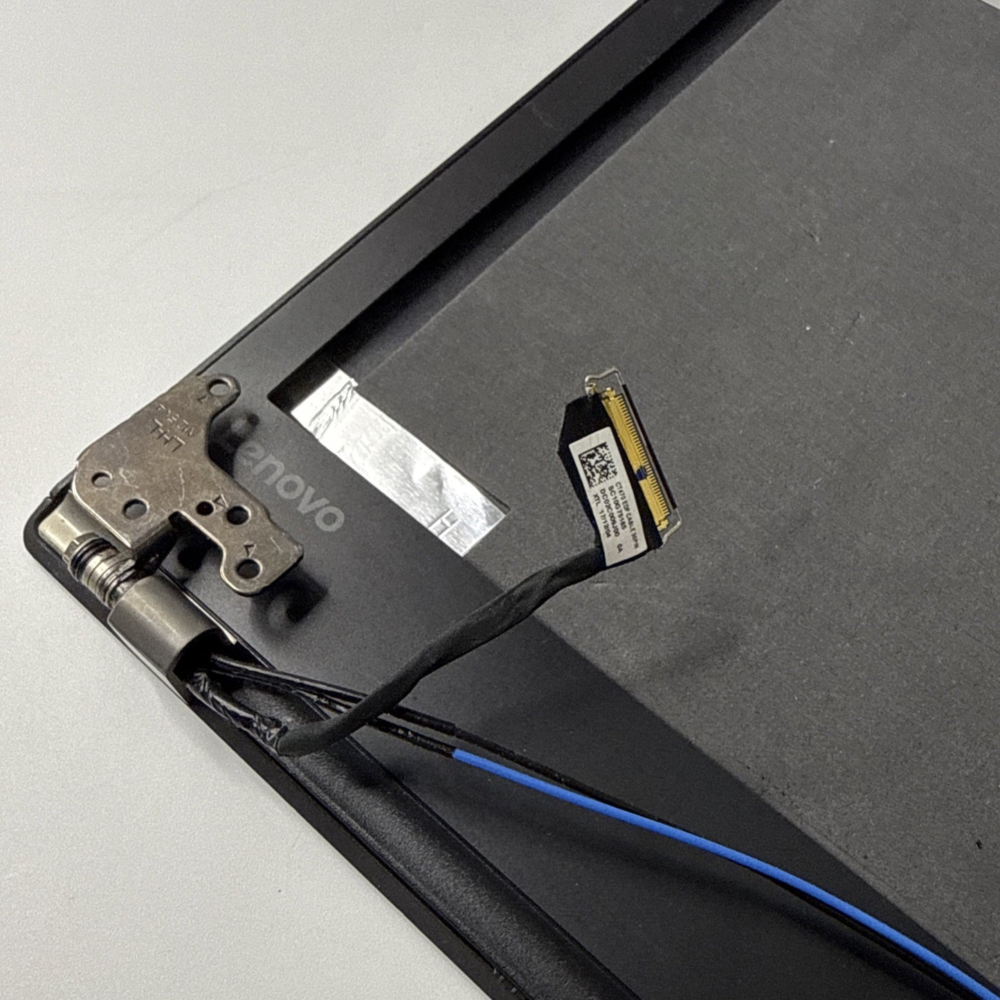 Lenovo ThinkPad T470 LCD Screen Top Lid Cover AP12D000100 + Bezel & Cables