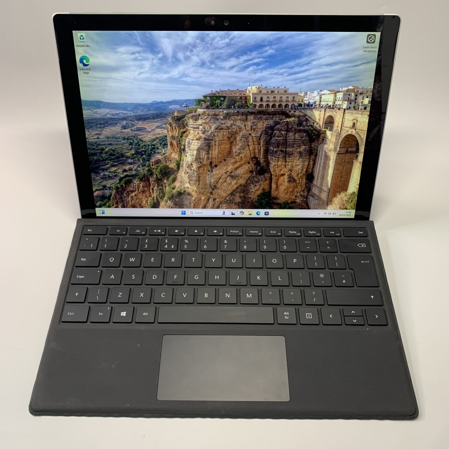 Microsoft Surface Pro 4 12.3 inch Tablet Intel Core i7-6650U 8GB RAM 256GB SSD