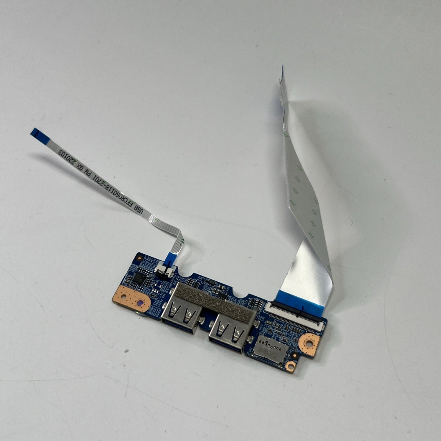 Medion Erazer Beast-X30 USB Port Board DBAGK5CP6Y I/O Board + Cables