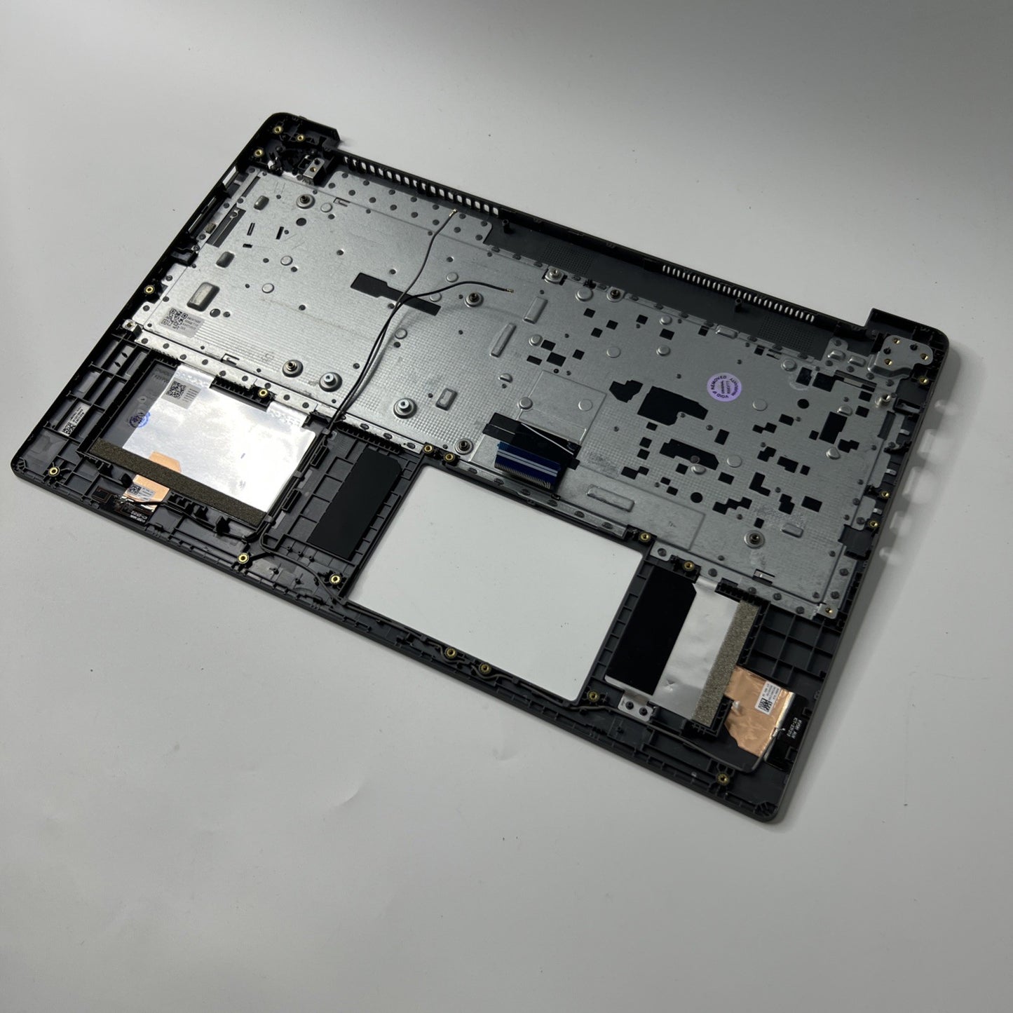 Genuine Lenovo Ideapad Slim 3 15IAH8 Palmrest Assembly UK Keyboard Grey AM3AT00