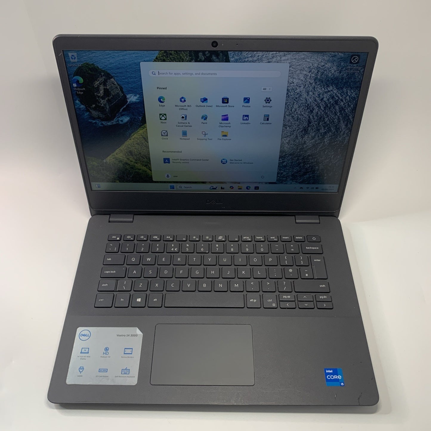 Dell Vostro 3400 Intel Core i5-1135G7 2.4GHZ 16GB RAM 256GB Windows 11 Laptop