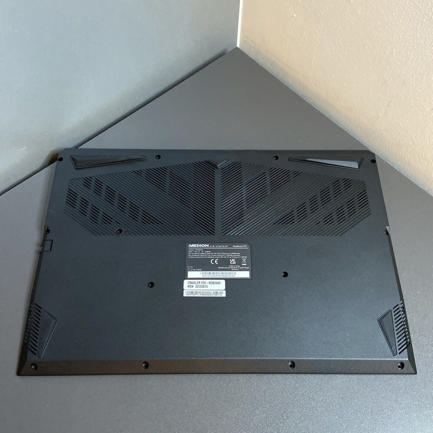 Medion Erazer Crawler E30 Base Cover Bottom Case Chassis