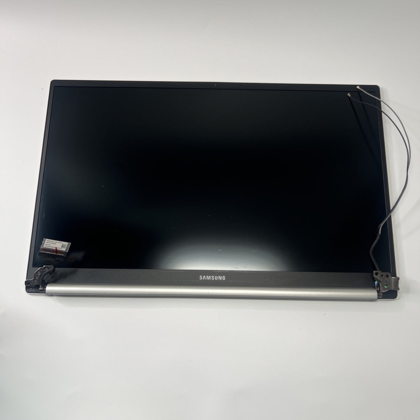 Samsung Galaxy NP750XDA Complete Screen Assembly Top Rear Lid Cover