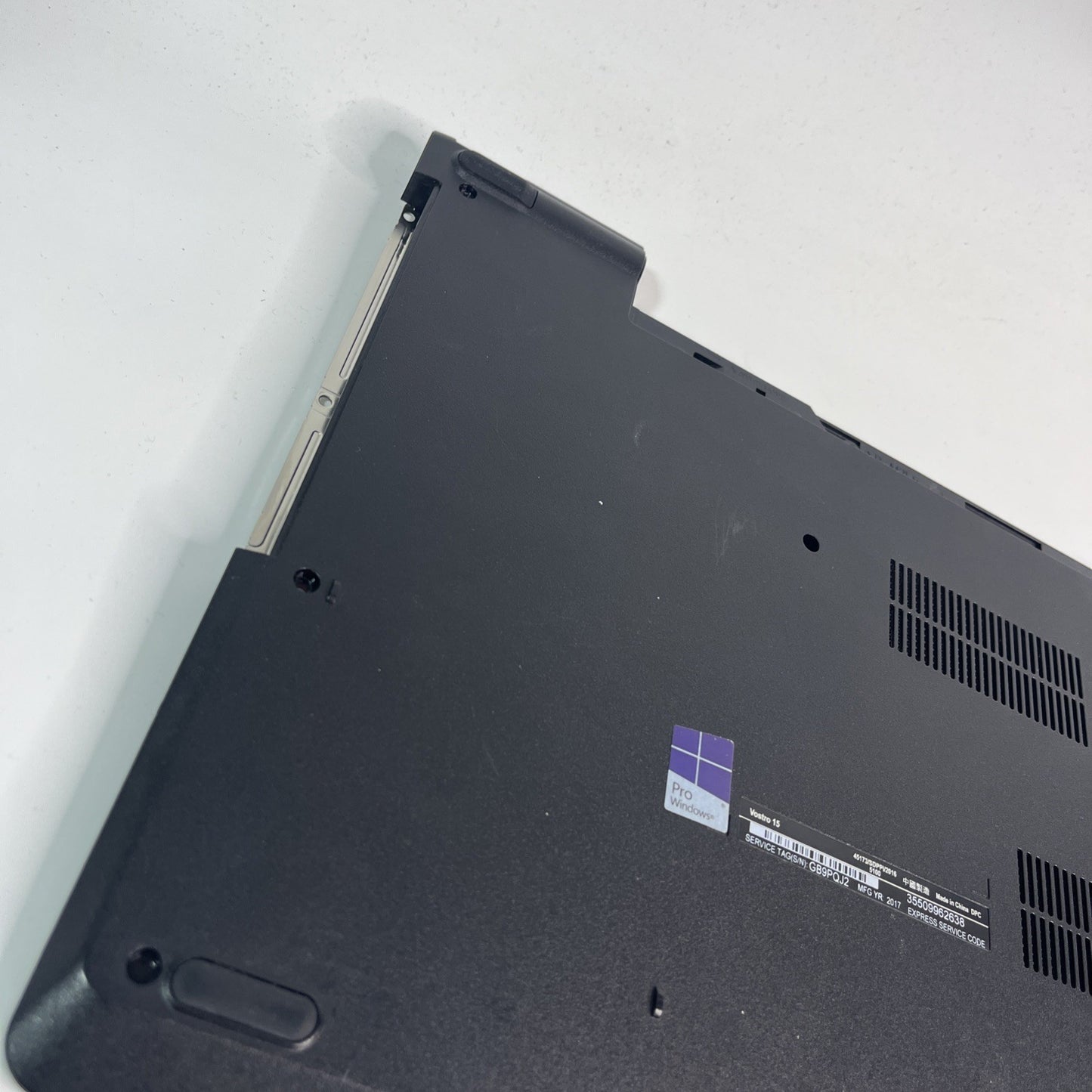Genuine Black Dell Vostro 15 3568 Bottom-base Cn-00MRCR-JTn