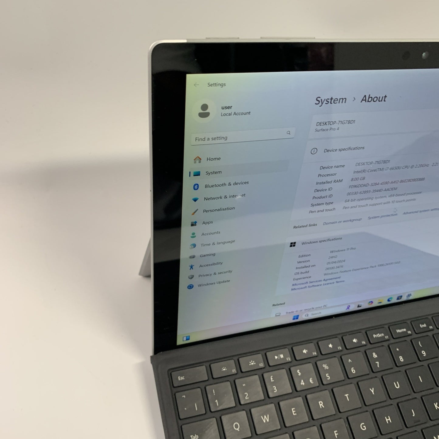 Microsoft Surface Pro 4 12.3 inch Tablet Intel Core i7-6650U 8GB RAM 256GB SSD