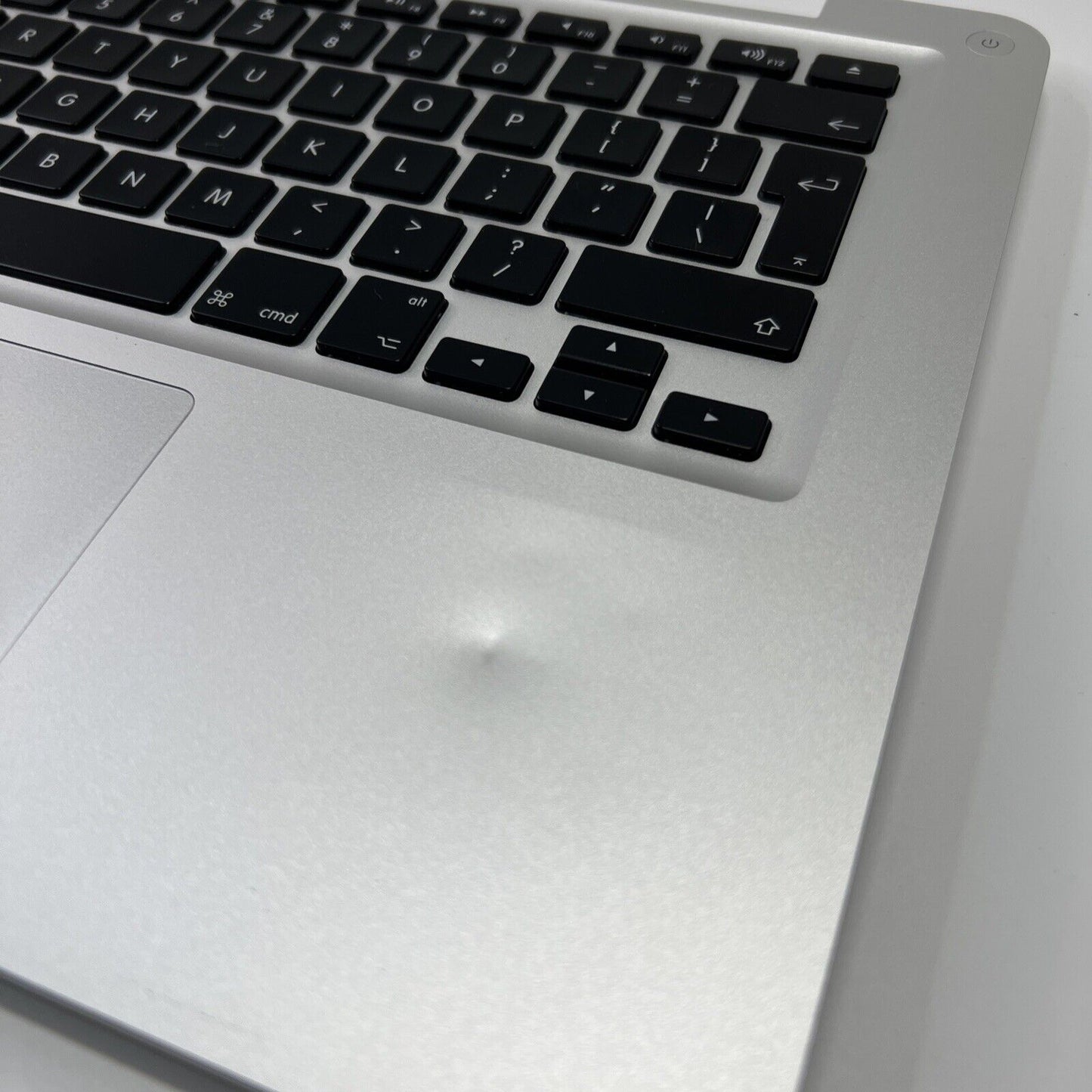APPLE MACBOOK PRO A1278 13” MID 2012 Palmrest (Dent) UK Keyboard Touchpad Cables