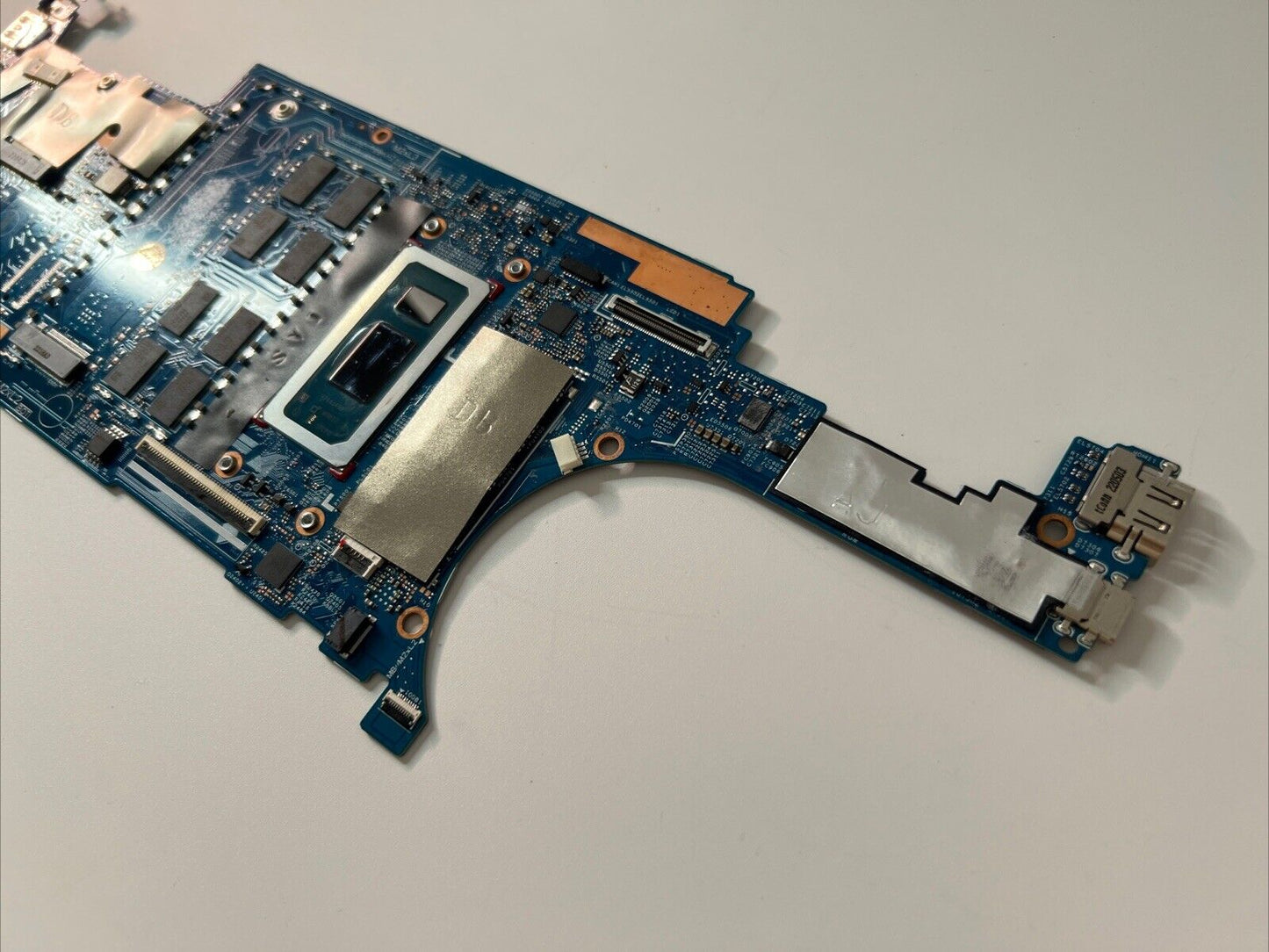 HP pavilion x360 14-ek0500sa Motherboard i5-1235U 213144-1 SMALL FAULT