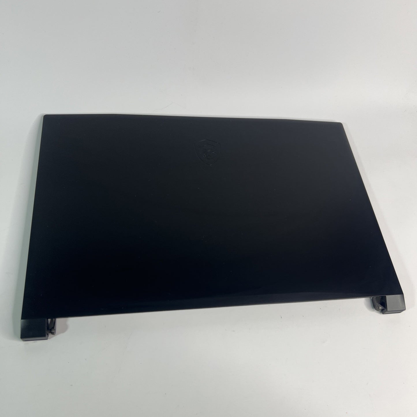 MSI Katana GF76 12UE 17.3” Top Lid Cover + Bezel – No Screen – Grade B