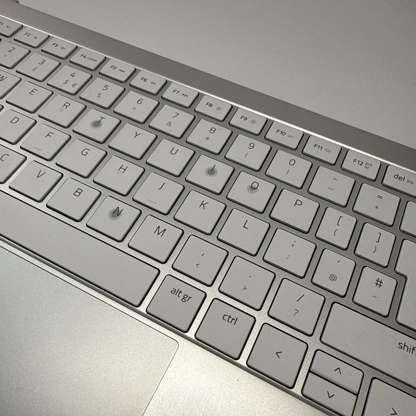 Razer Book 13 RZ09-0357 Genuine Palmrest UK Keyboard Touchpad Silver 13141560