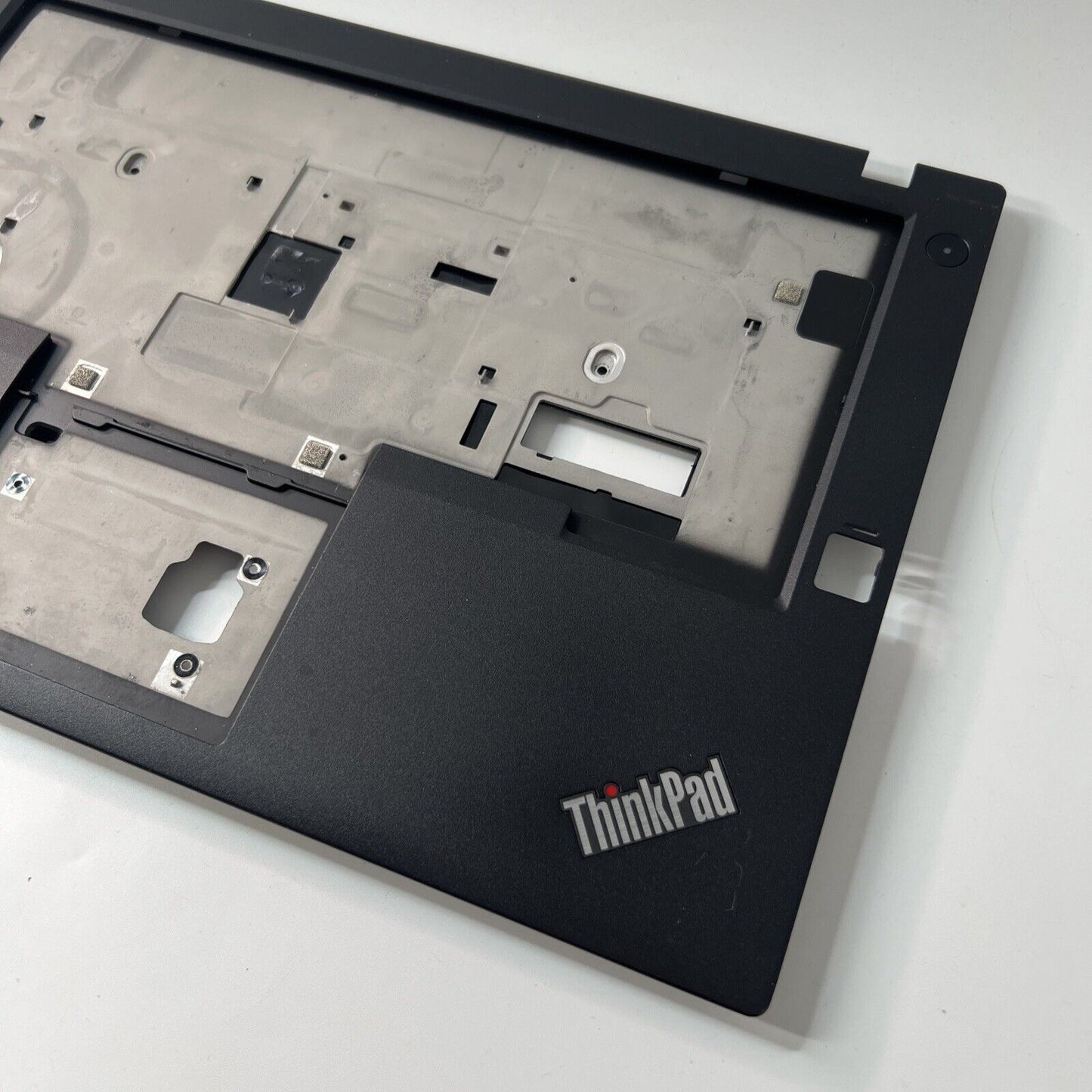 Lenovo Thinkpad T470 Palmrest Cover Middle Top Case Cover SCB0K37897 AM12D000100