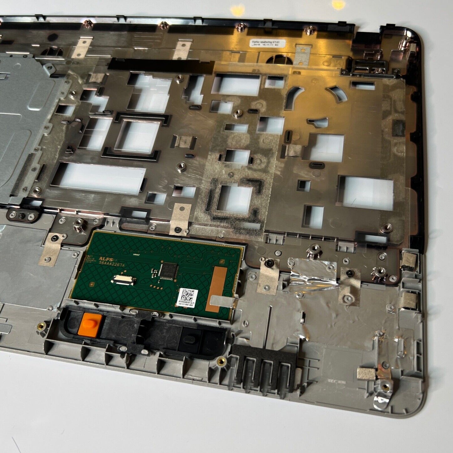 Acer Aspire E Series Palmrest Cover Touchpad 60.M09N2.001