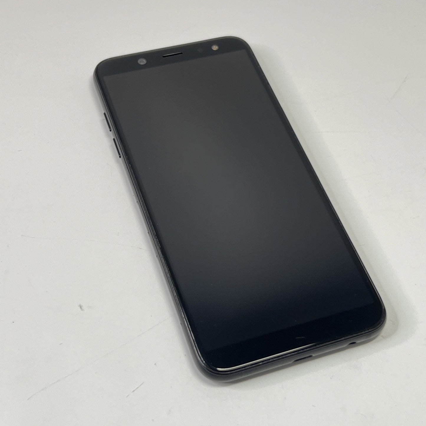 Samsung Galaxy A6 SM-A600 - 32GB - Black (Unlocked) Android Smartphone