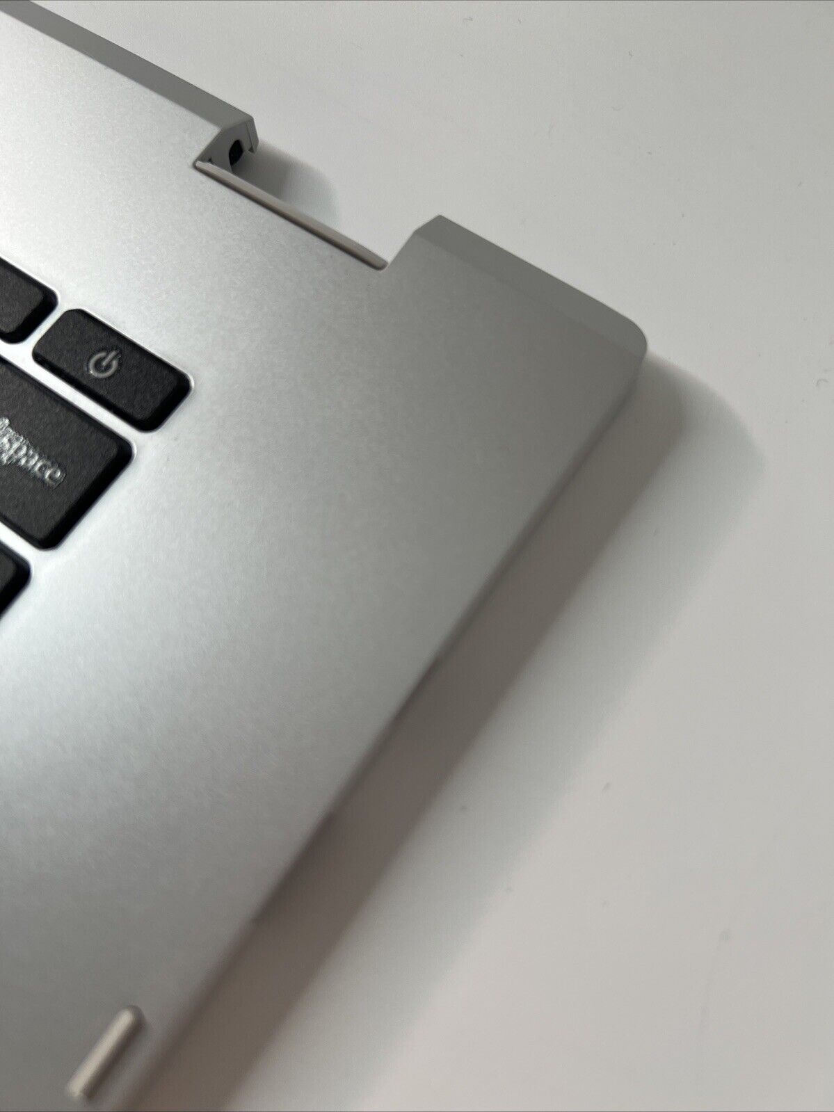 Asus CX1500CN Genuine Palmrest Assembly UK Keyboard Touchpad Silver (VERY GOOD)