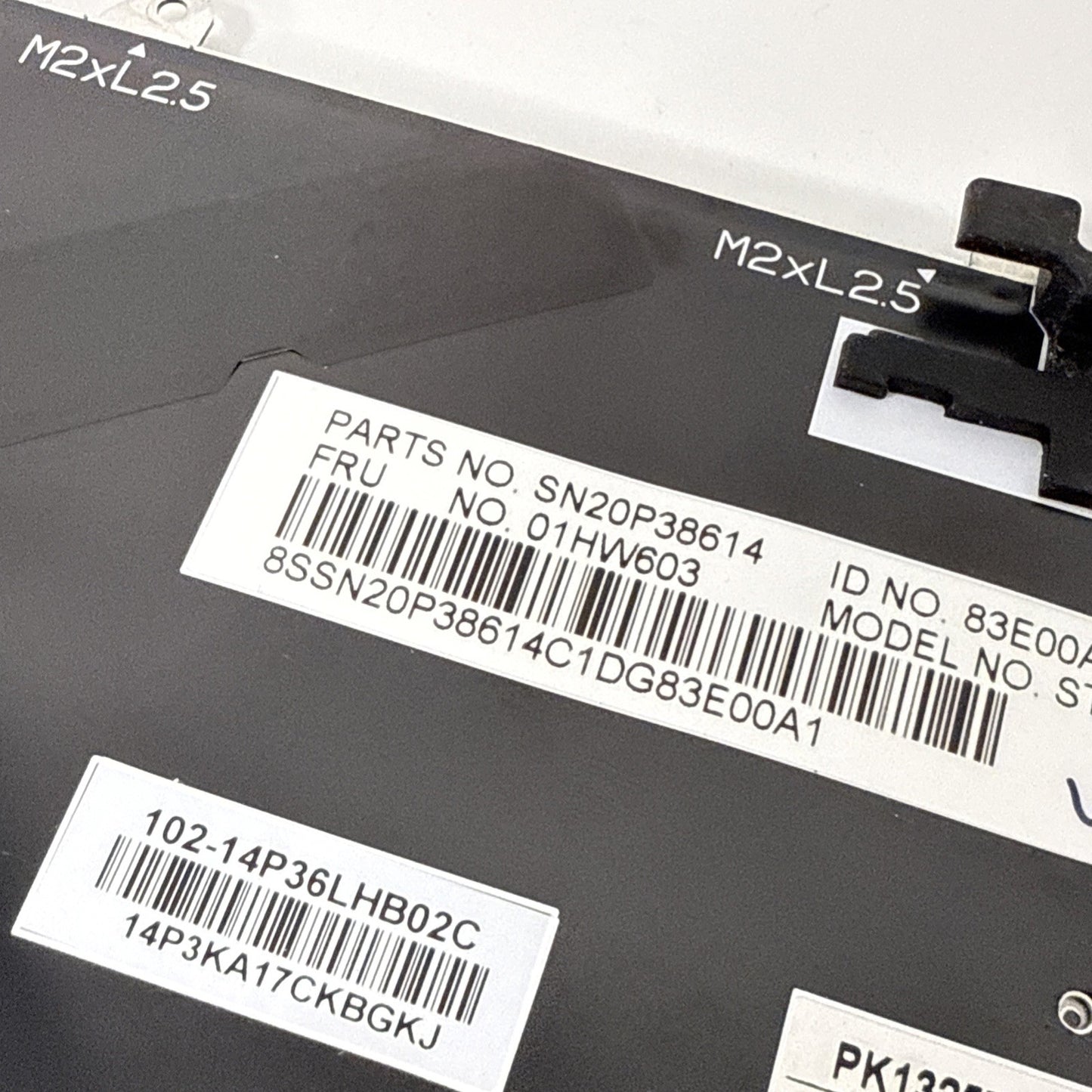 Lenovo Thinkpad Yoga 370 Genuine UK Backlit Keyboard 01HW603 (2 KEYS MISSING)