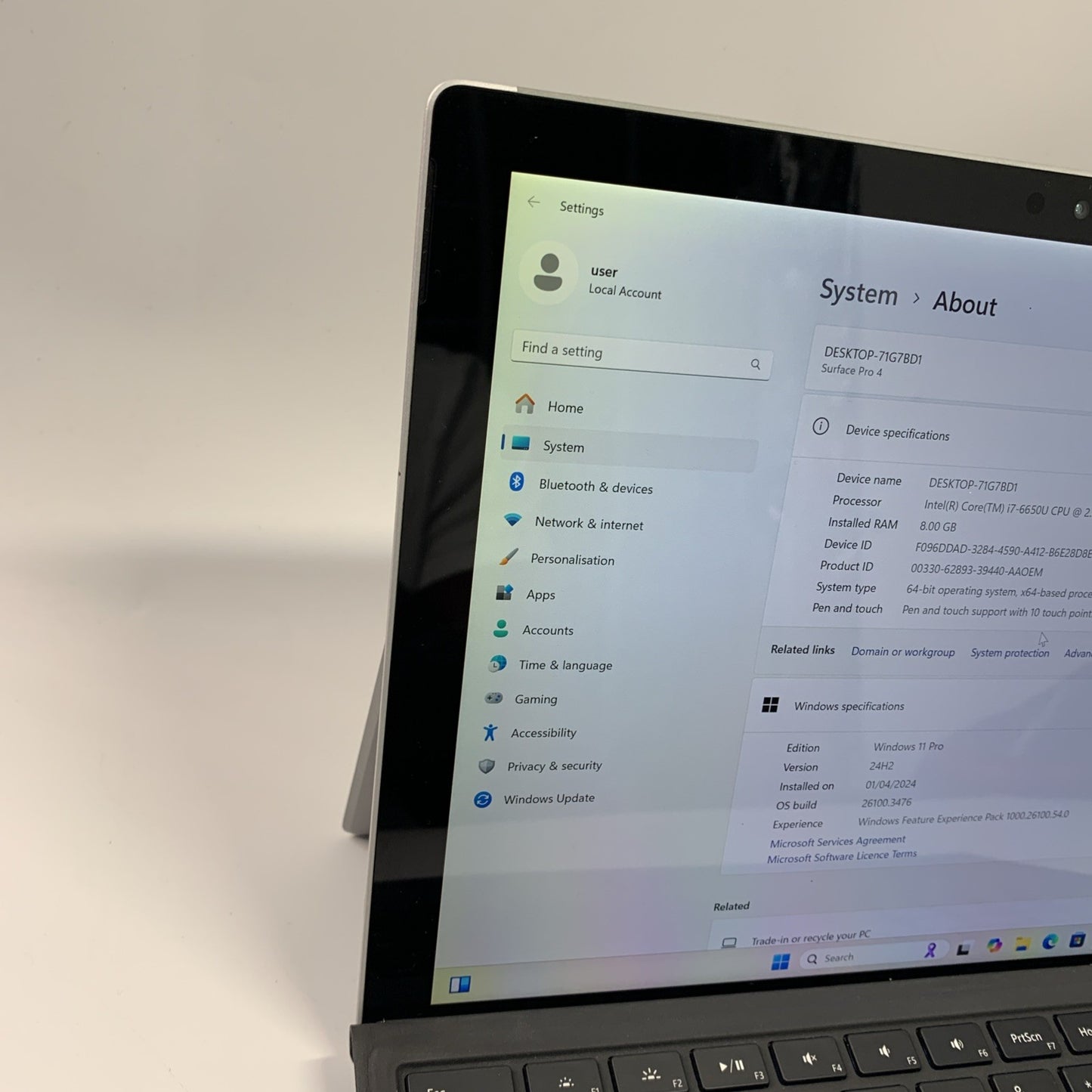 Microsoft Surface Pro 4 12.3 inch Tablet Intel Core i7-6650U 8GB RAM 256GB SSD