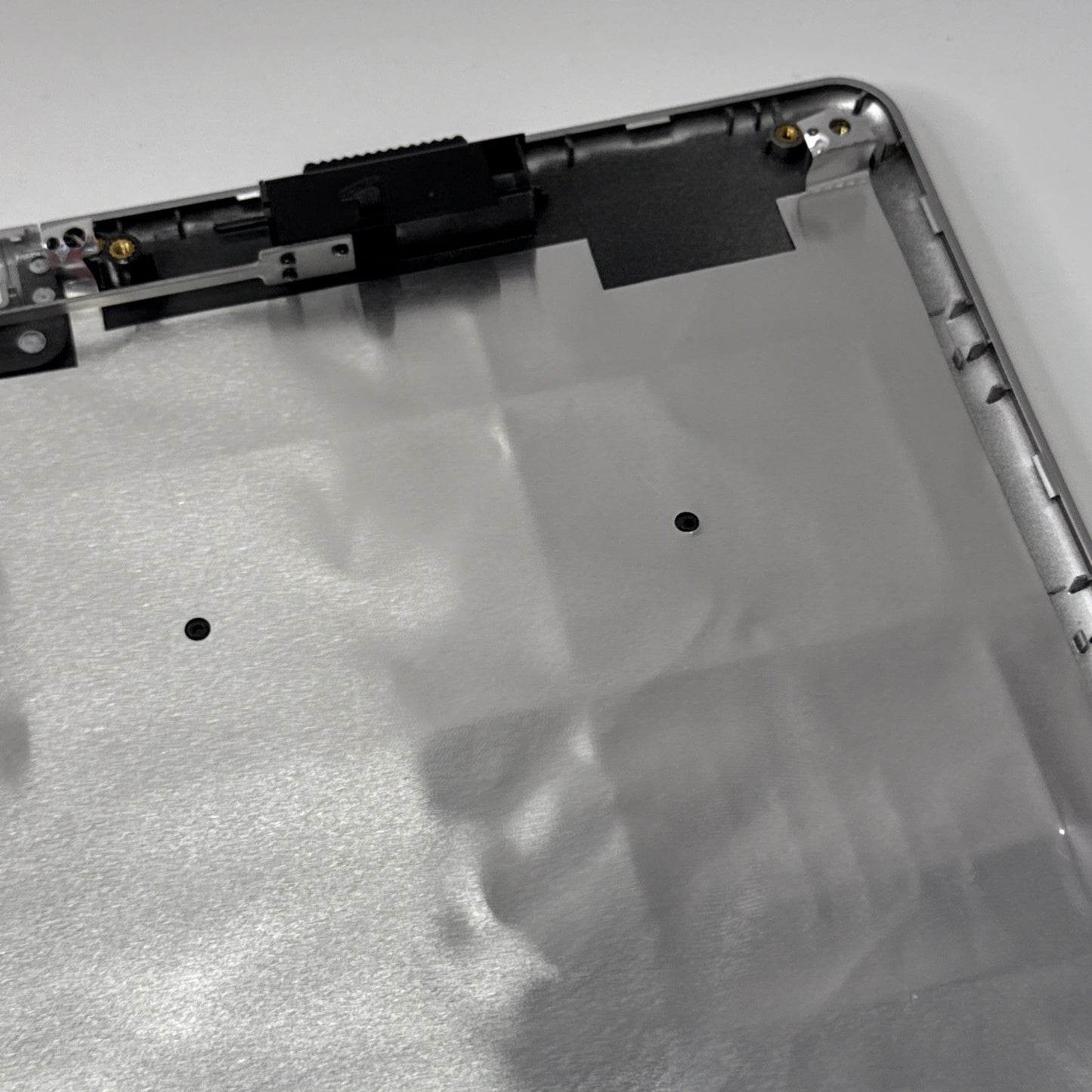 Genuine *NEW* Acer Top Lid Cover 60.AEFV1.005 Black 60.4G909.008