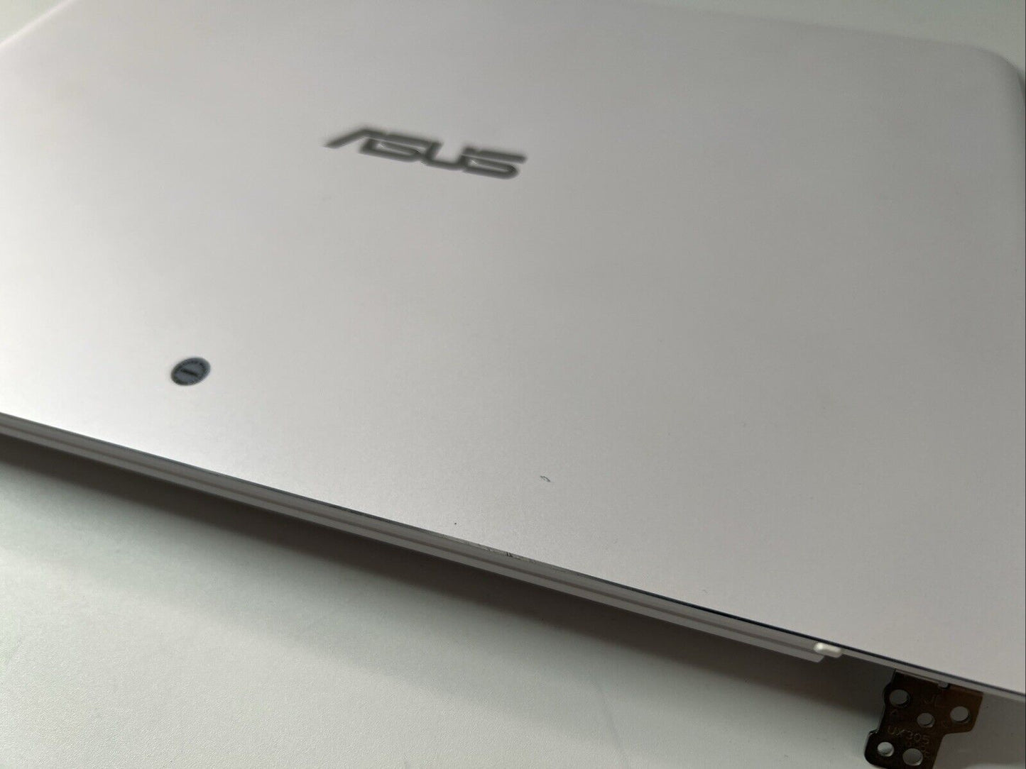 ASUS ZENBOOK UX305F/UX305C/UX305CA LCD Screen assembly White