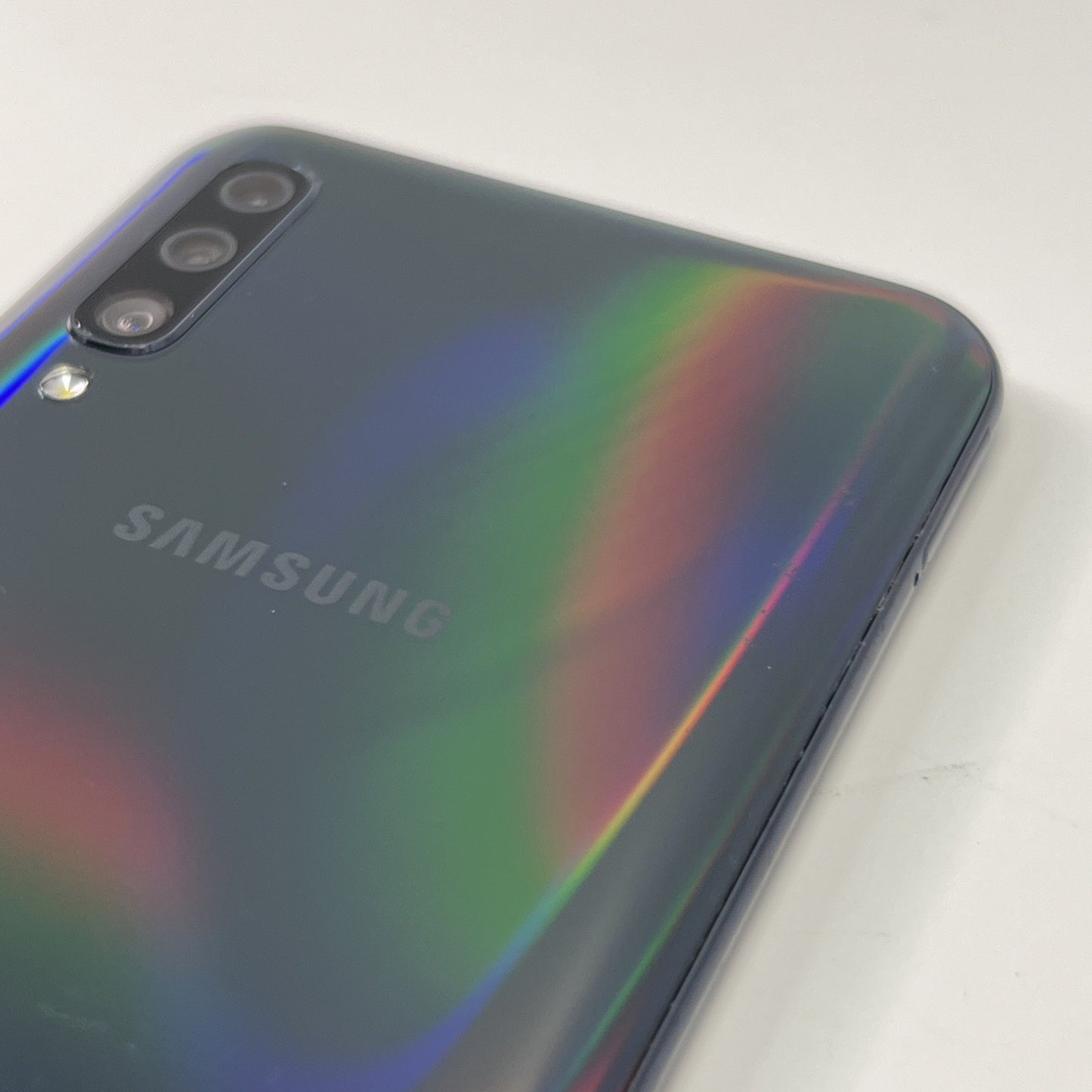 Samsung Galaxy A50 6.4" Unlocked 128GB - Very Good Condition BLUE