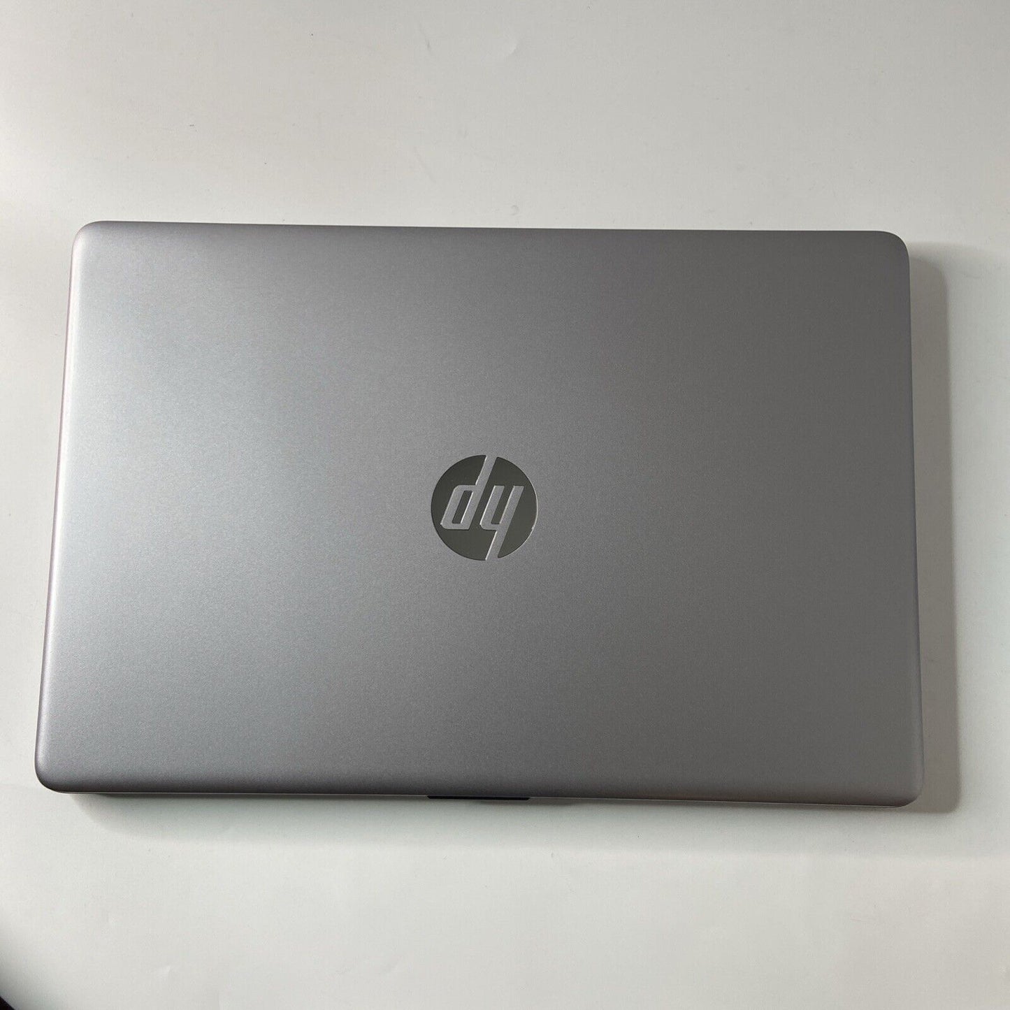 HP 255 G9 Laptop - AMD Ryzen 7-5825U, 16GB RAM, 256GB SSD, Windows 11 Grade A