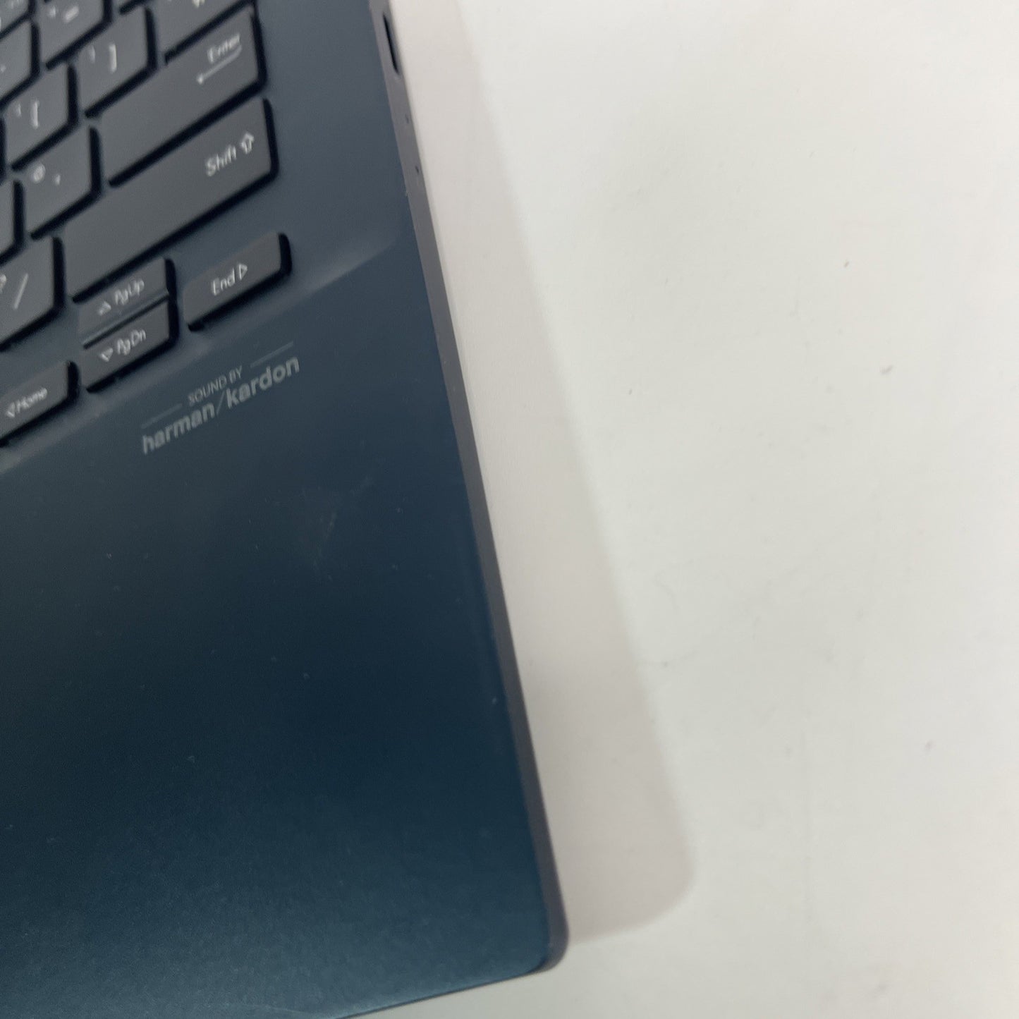 Blue ASUS ZENBOOK 14 FLIP OLED UX3402V Palmrest, Keyboard ,speaker & Touchpad.