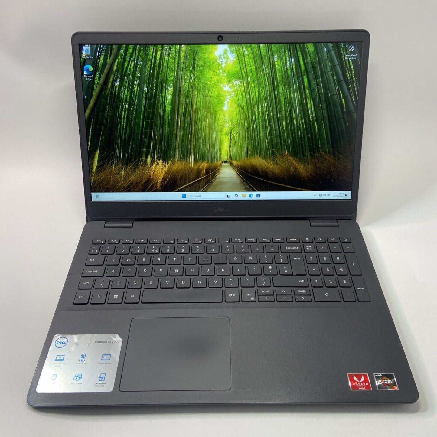 Dell Inspiron 15-3505 15.6" Laptop AMD Ryzen 5 3500U 256GB SSD 16GB RAM