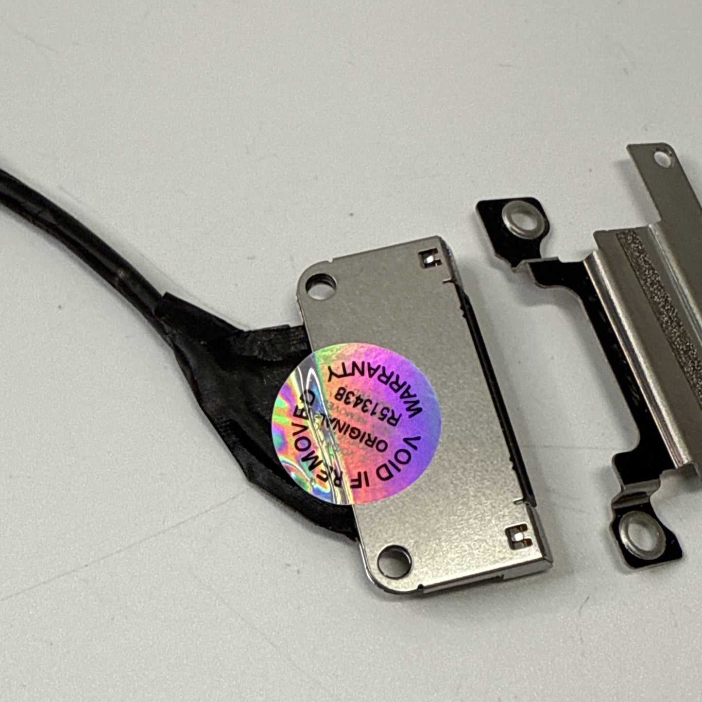 Genuine Microsoft Surface 4 1950 Charging Port + Bracket PN: M1089863-004