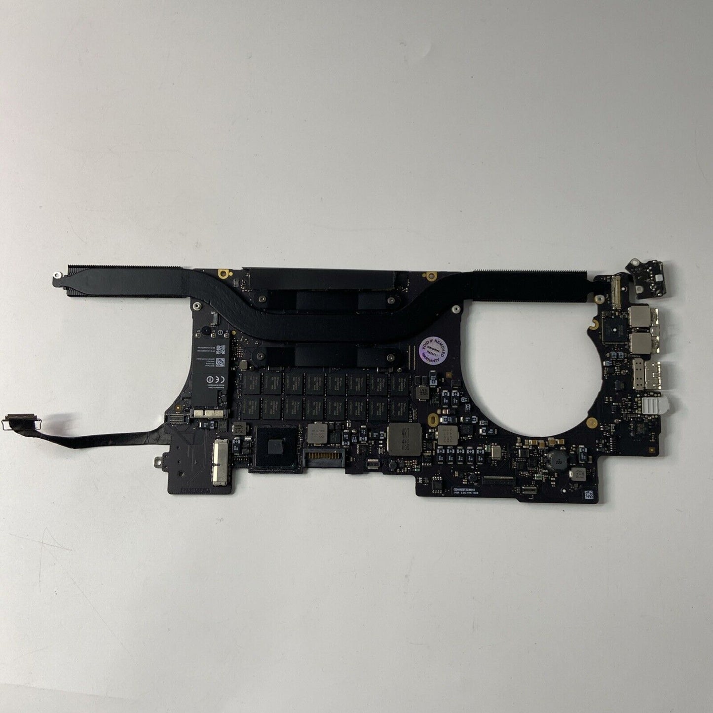 MacBook Pro A1398 Mid 2014 Logic Board 2.8GHz Core i7 16GB M370X 820-00426-A