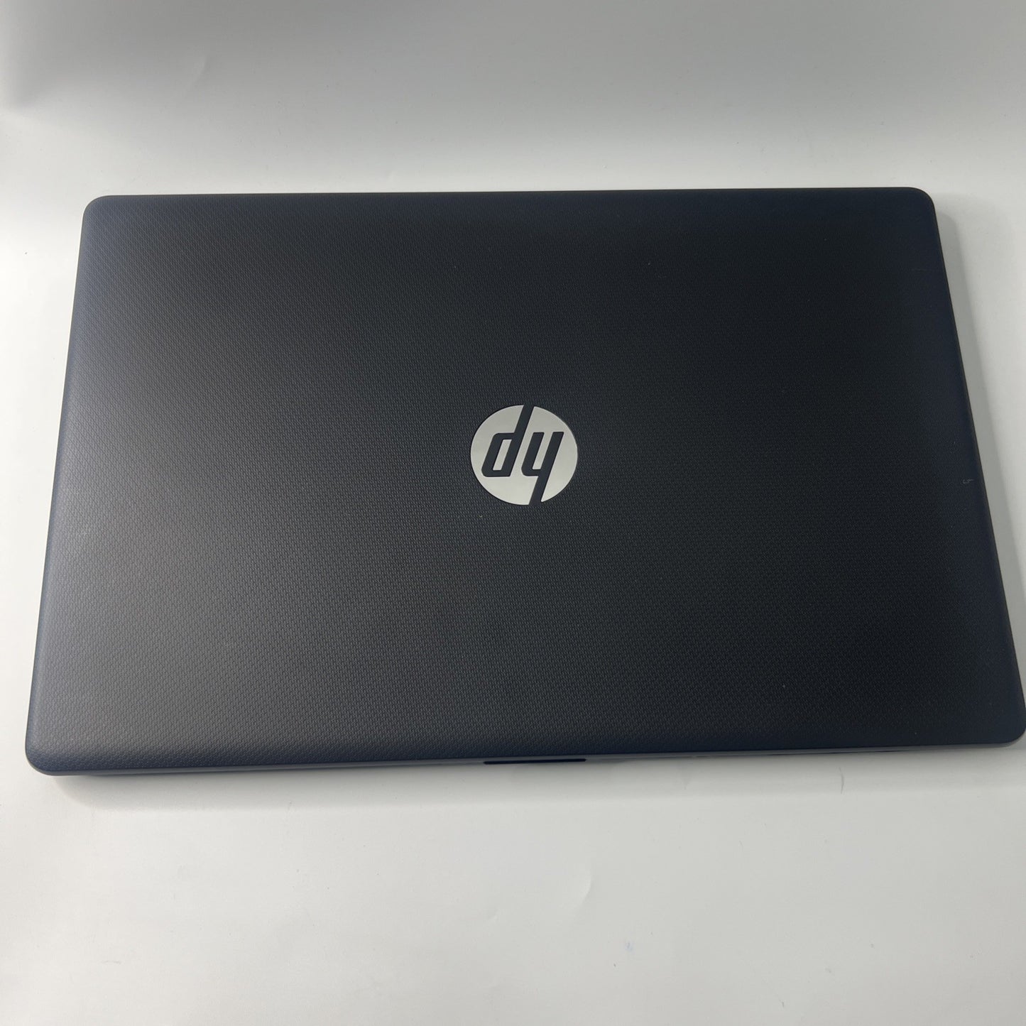 HP 17-BY0XXX 17.3” Laptop Intel Pentium 4417U 4GB RAM 1TB HDD Windows 10
