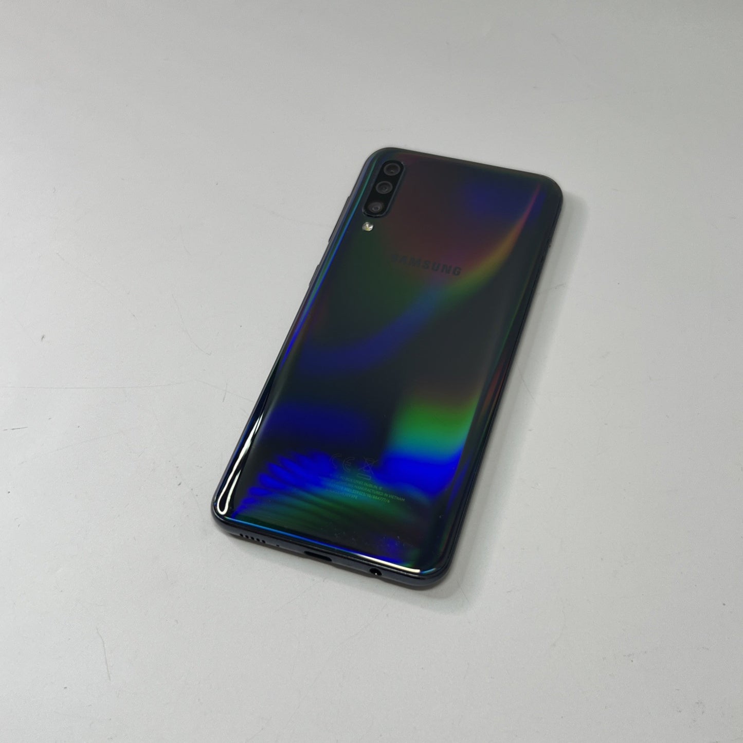 Samsung Galaxy A50 6.4" Unlocked 128GB - Very Good Condition BLUE