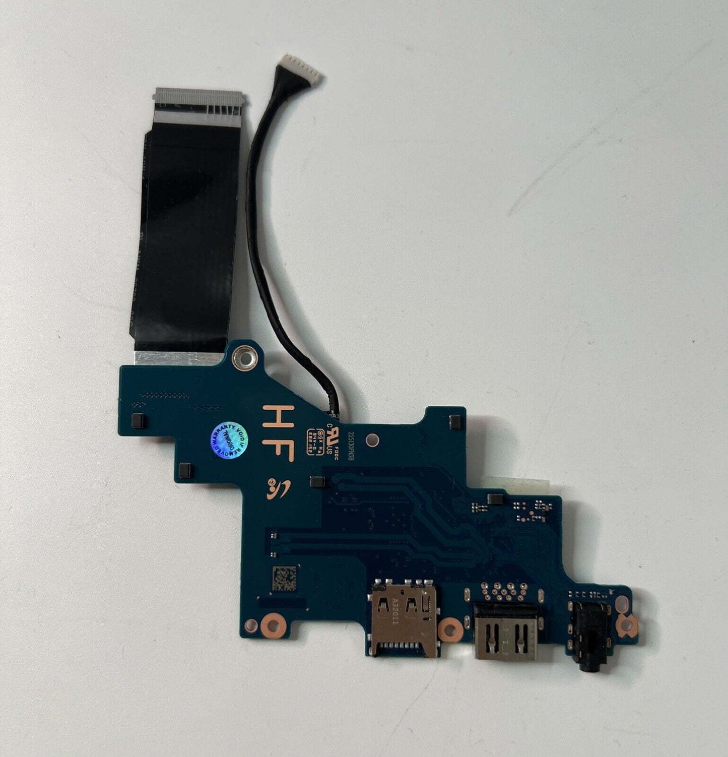 Samsung Galaxy Book 3 NP750QFG USB Audio Card Reader Board & Cables BA92-24128A