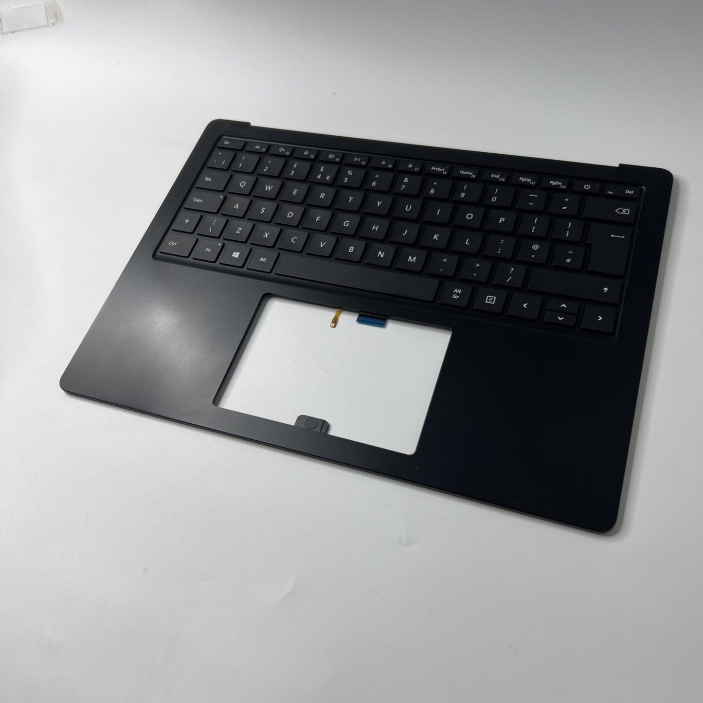 Microsoft Surface 3 1868 Palmrest Assembly UK Keyboard Black M1114262-001