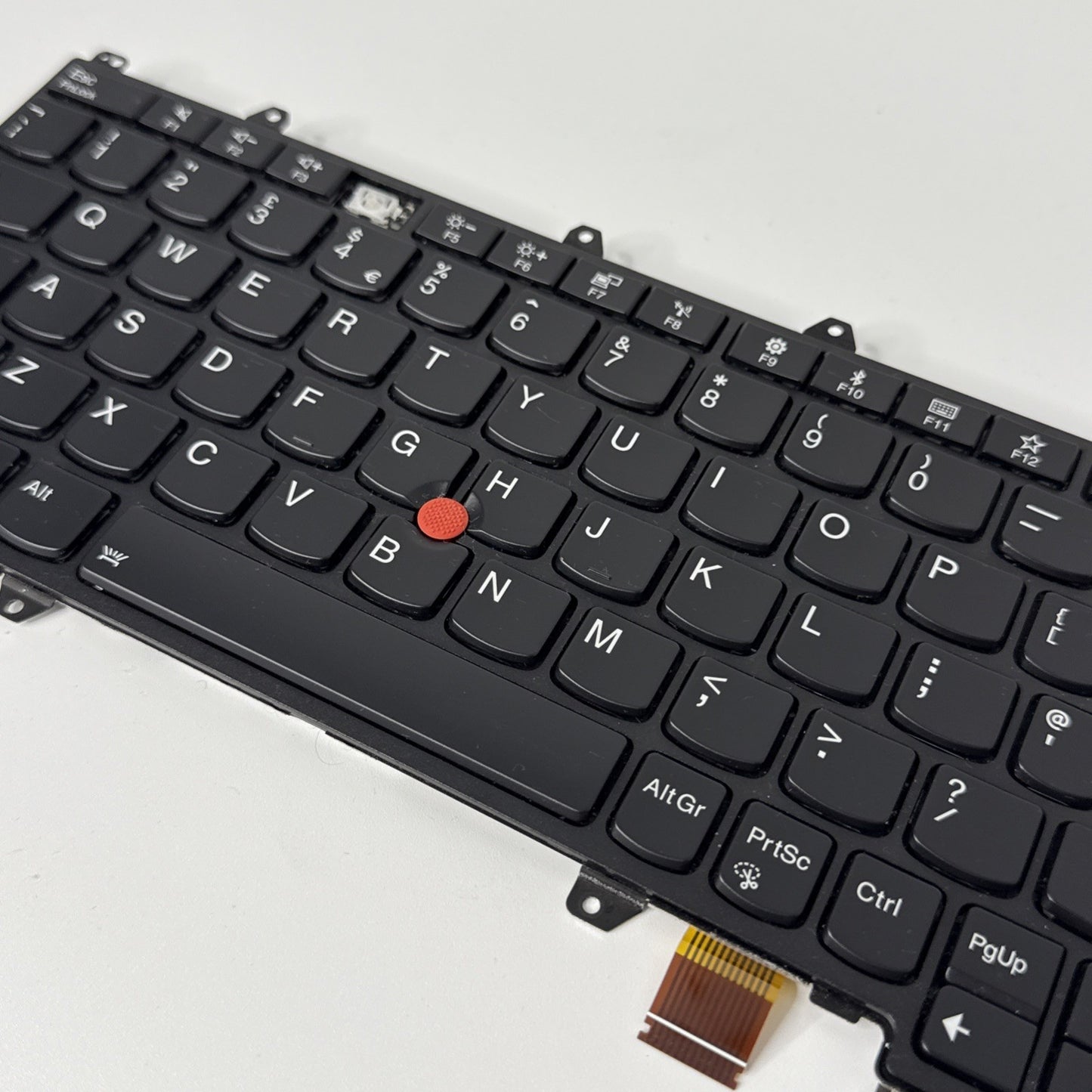 Lenovo Thinkpad Yoga 370 Genuine UK Backlit Keyboard 01HW603 (2 KEYS MISSING)