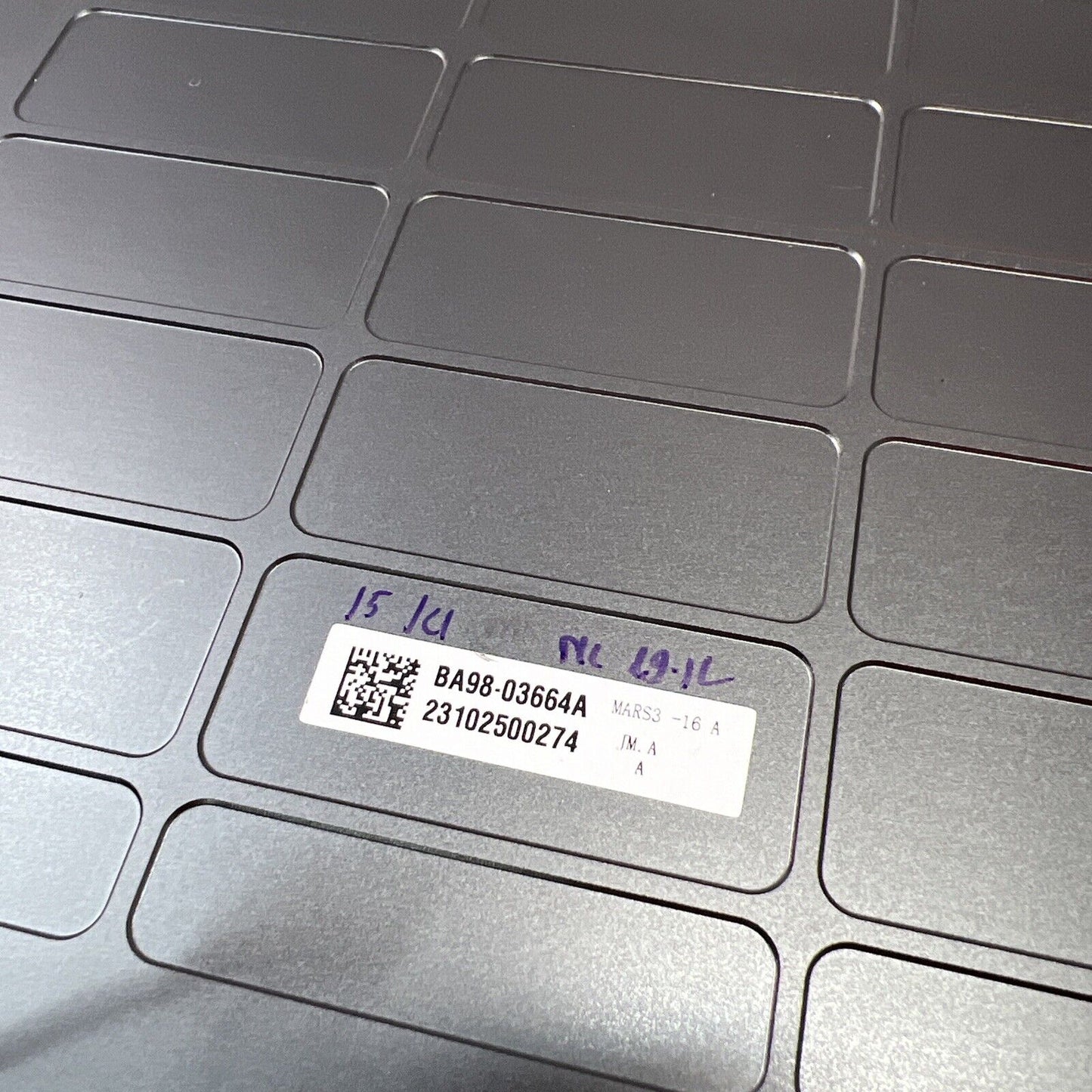 Samsung Galaxy Book3 Pro 360 NP965QFG Top Lid Screen Cover Graphite