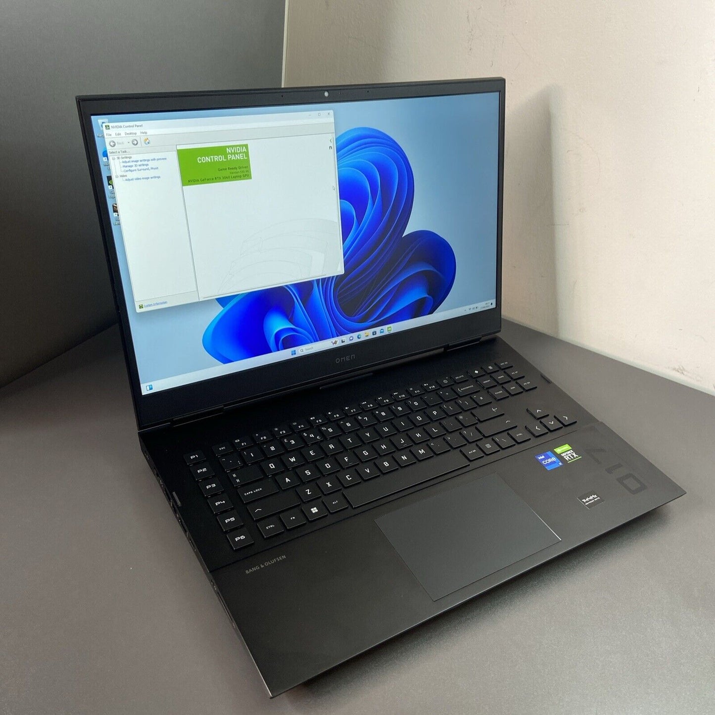 HP Omen 17-ck1502na Core i7-12700H 16GB 512GB SSd RTX 3060 17.3” Gaming Laptop