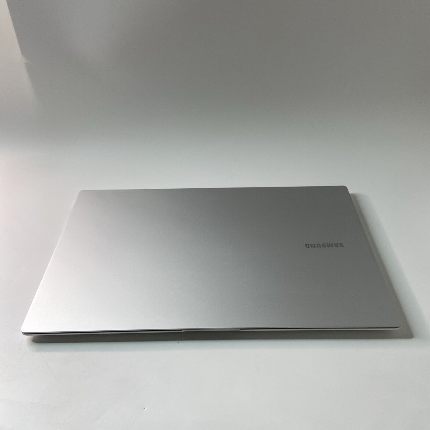 Samsung Galaxy Book2 Pro 15.6” Laptop - Intel Core i7-1260P 16GB RAM 256GB SSD