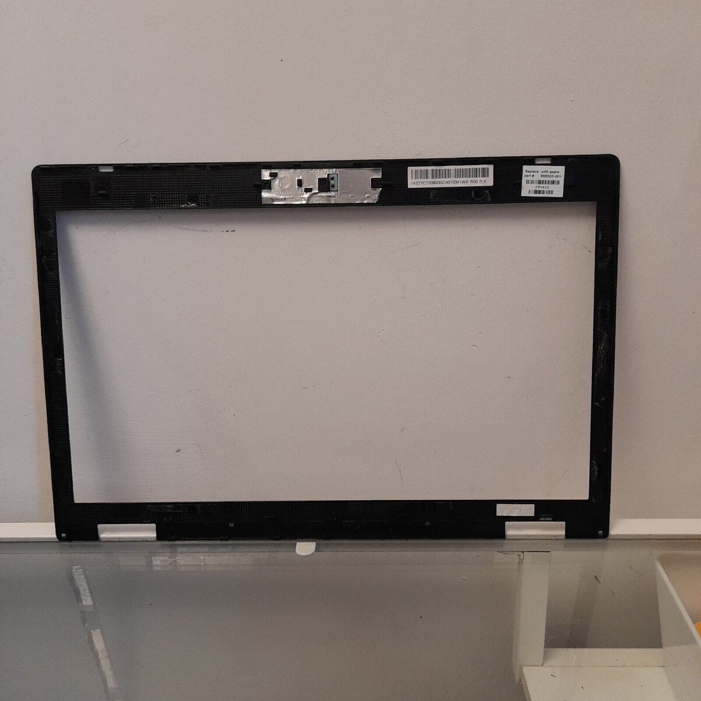 Hp ProBook 6570b Screen Bezel 686303-001
