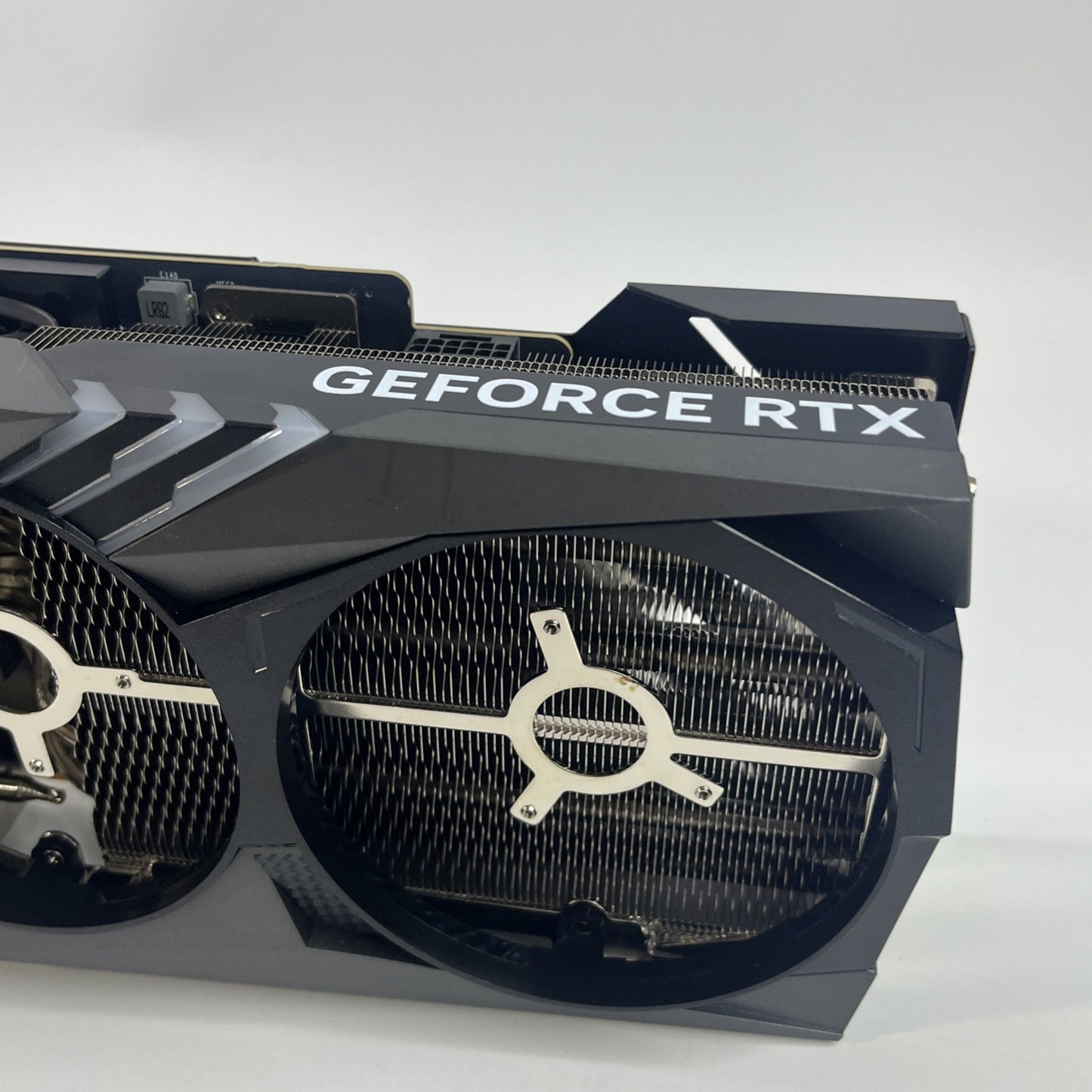 MSI GeForce RTX 4080 SUPER GAMING X TRIO -16GB GDDR6X.taken Parts. No Fan