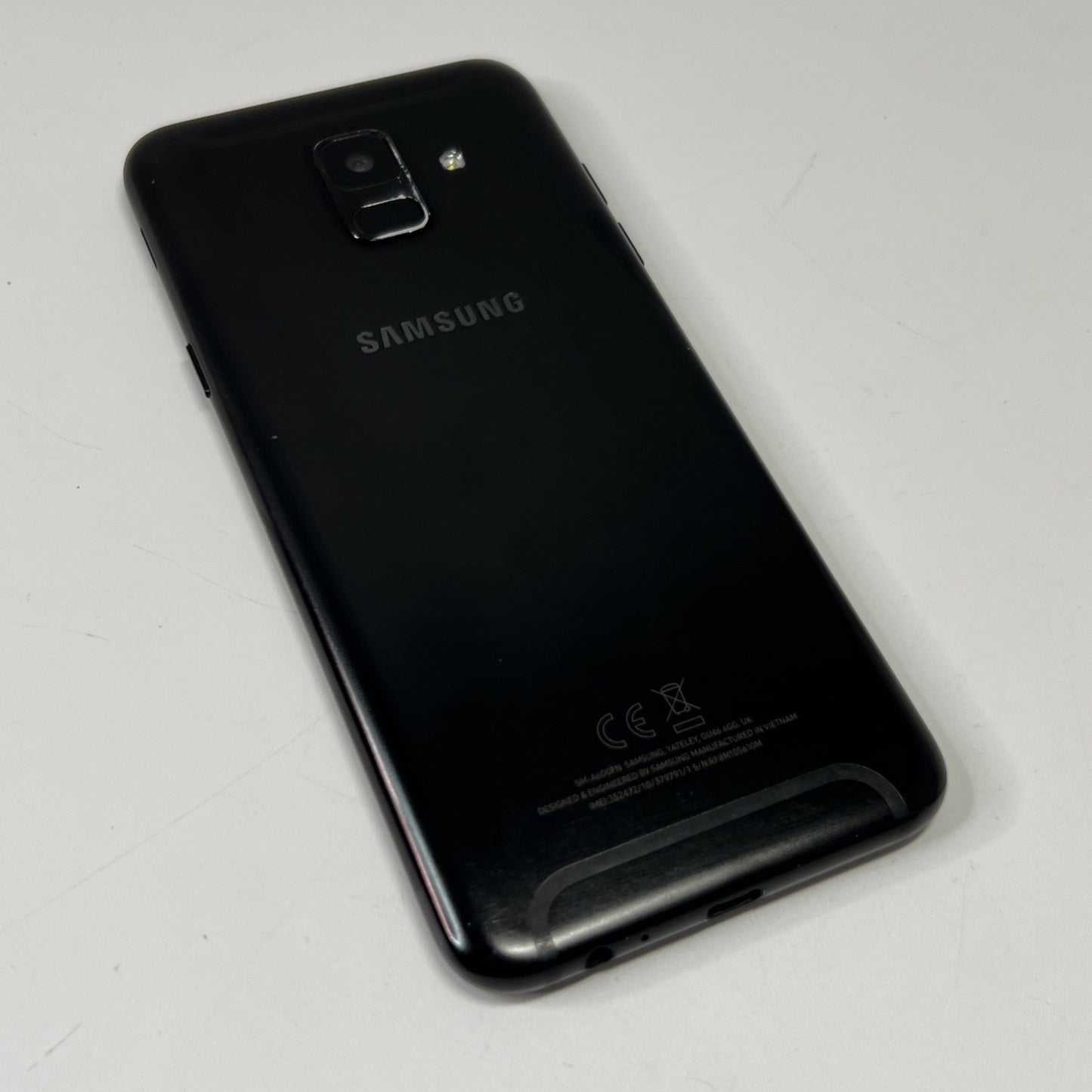 Samsung Galaxy A6 SM-A600 - 32GB - Black (Unlocked) Android Smartphone