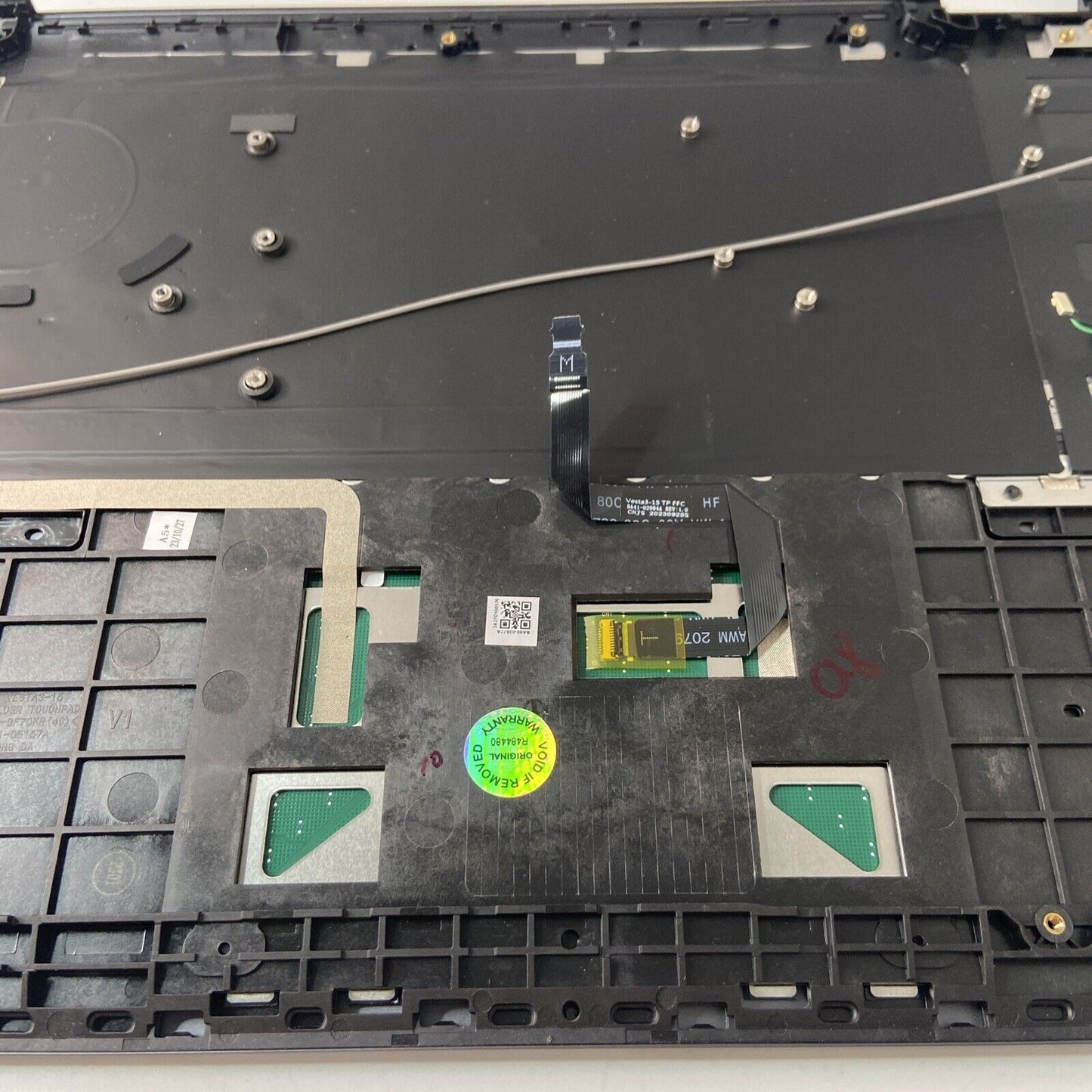 Samsung Galaxy Book3 360 NP750QFG Complete Palmrest UK Keyboard BA98-03677A