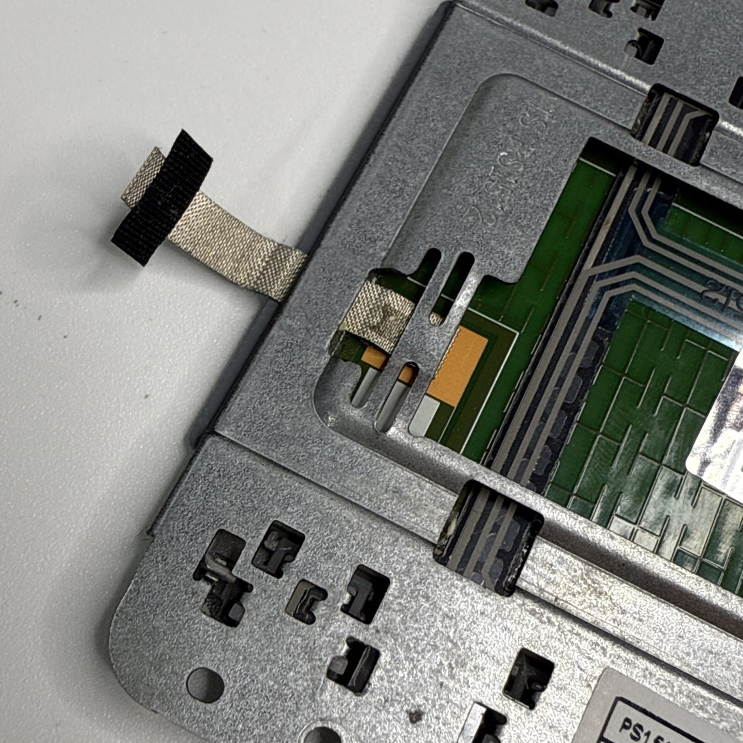 Genuine HP EliteBook 820 G3 Trackpad Touchpad Buttons Flex Cable + Screws