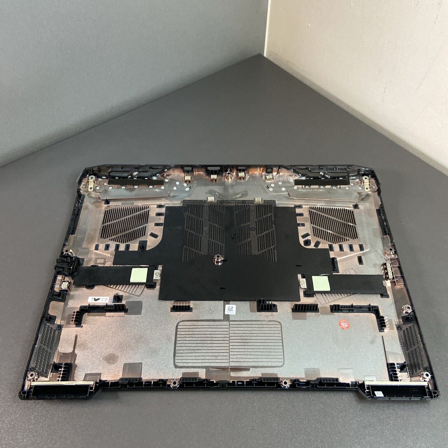 Acer Predator Helios PH315-55 Bottom Base Cover Chassis 60.QGPN2.001 AP3MQ000310