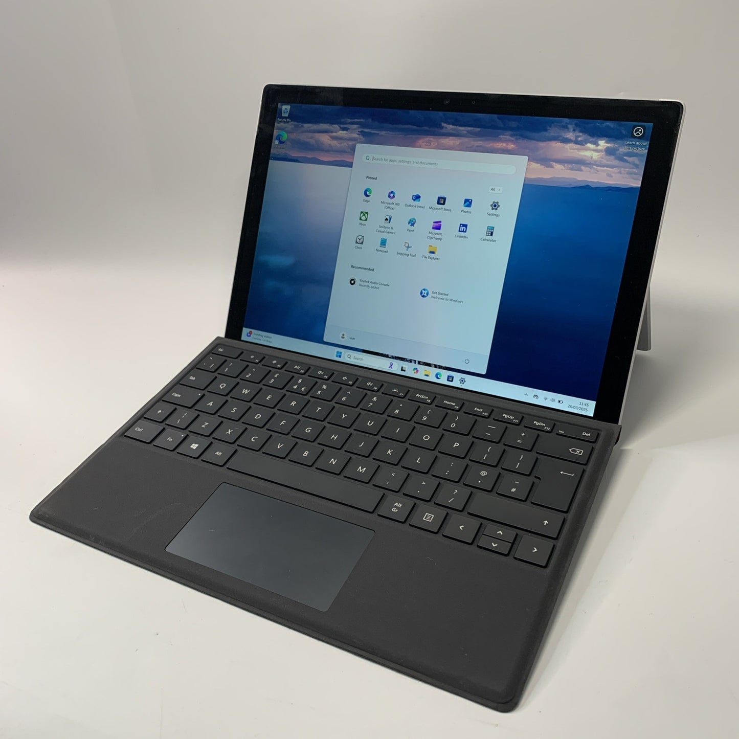 Microsoft Surface Pro 5 12.3 inch Tablet Intel Core i5-7300U 8GB RAM 256GB SSD