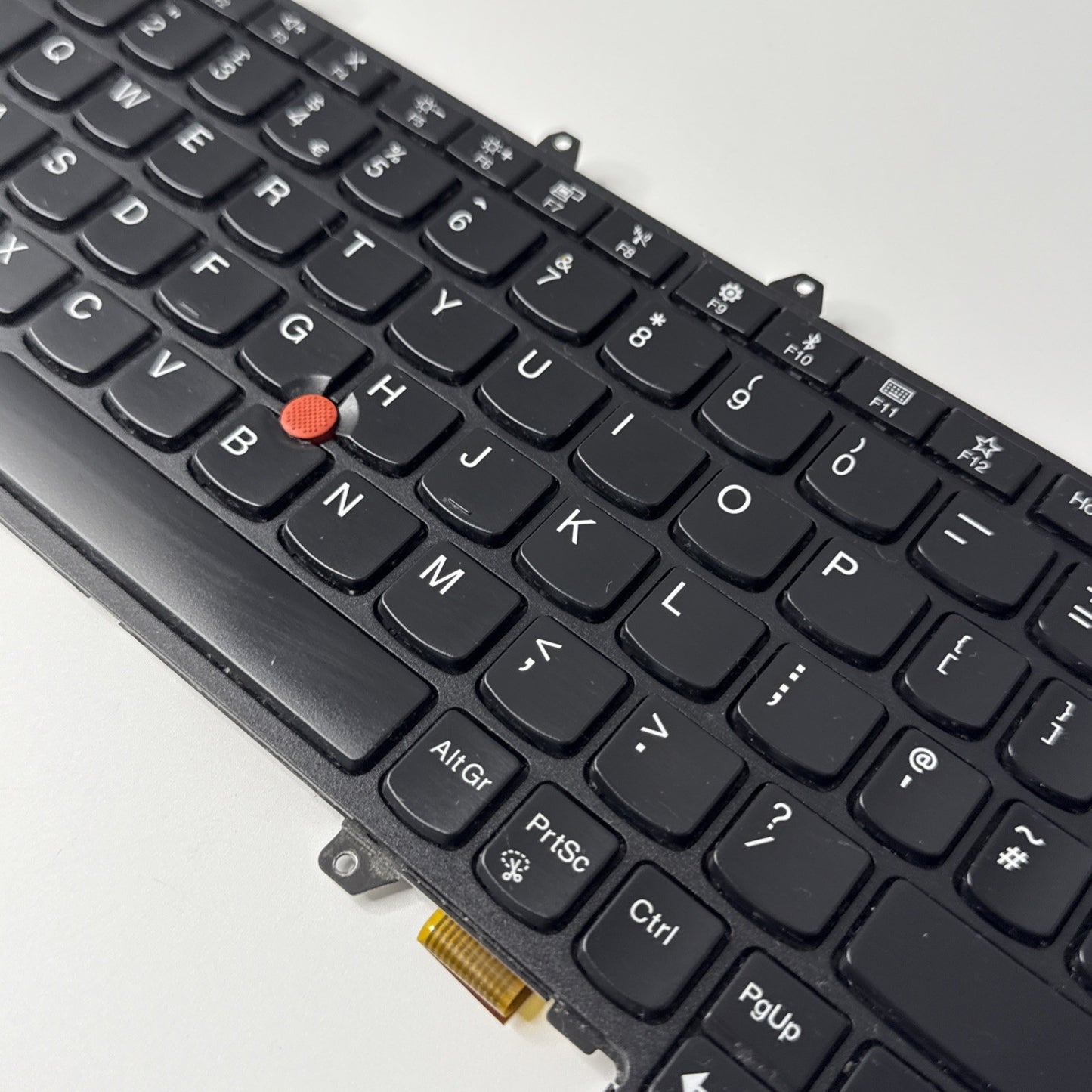 Lenovo Thinkpad Yoga 370 Genuine UK Backlit Keyboard 01HW603 SN20P38614