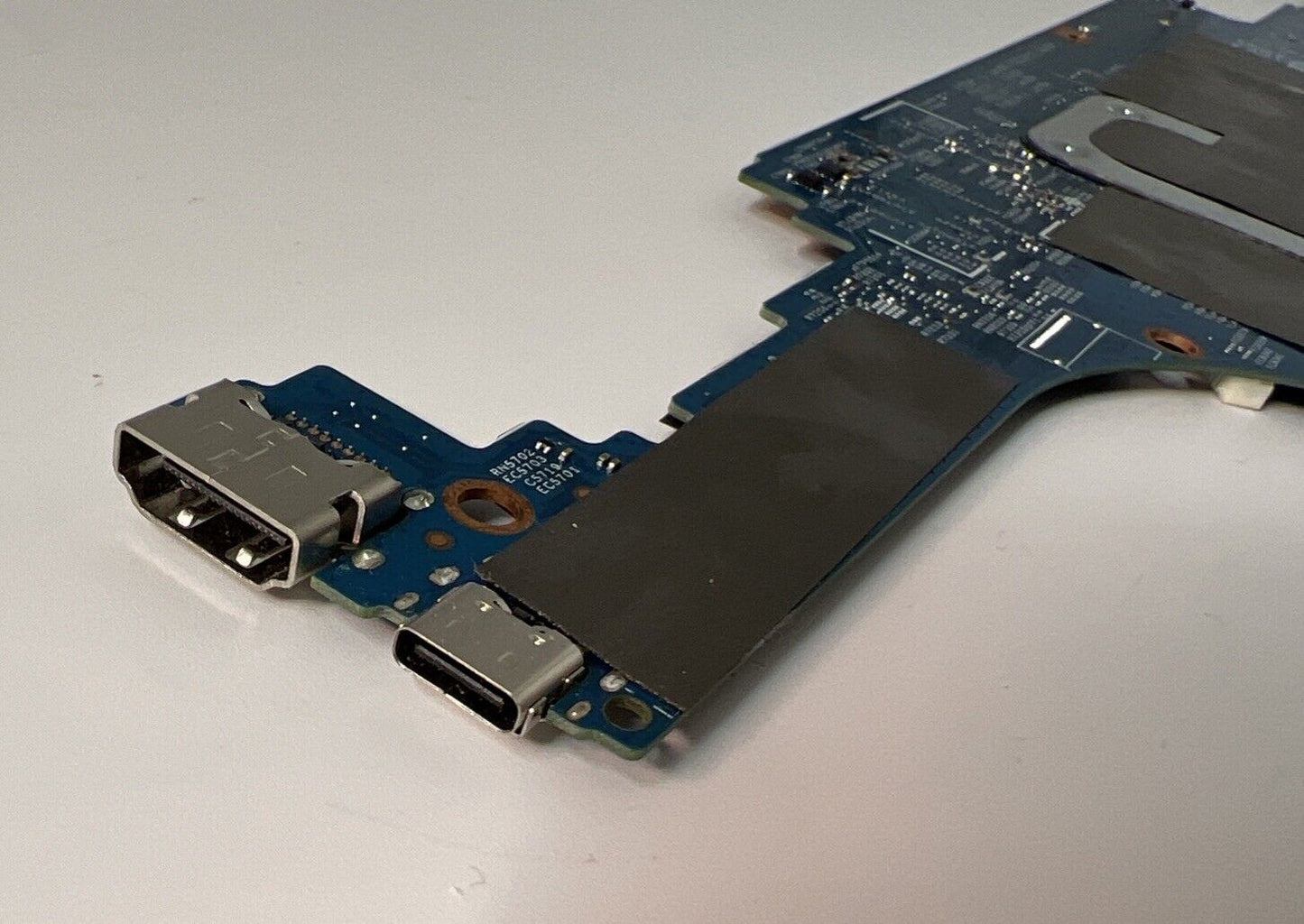 HP pavilion x360 14-ek0500sa Motherboard i5-1235U 213144-1 SMALL FAULT