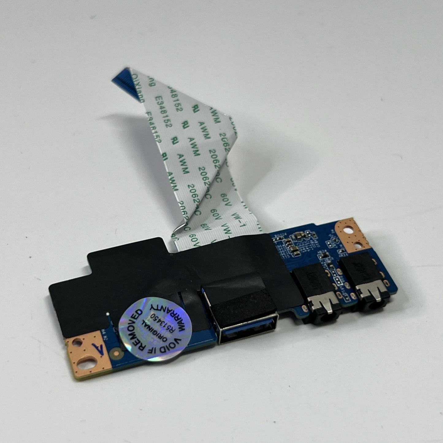 Medion Erazer Beast-X30 USB Port Board DBPGM7TN81-PN20 DC Socket Power