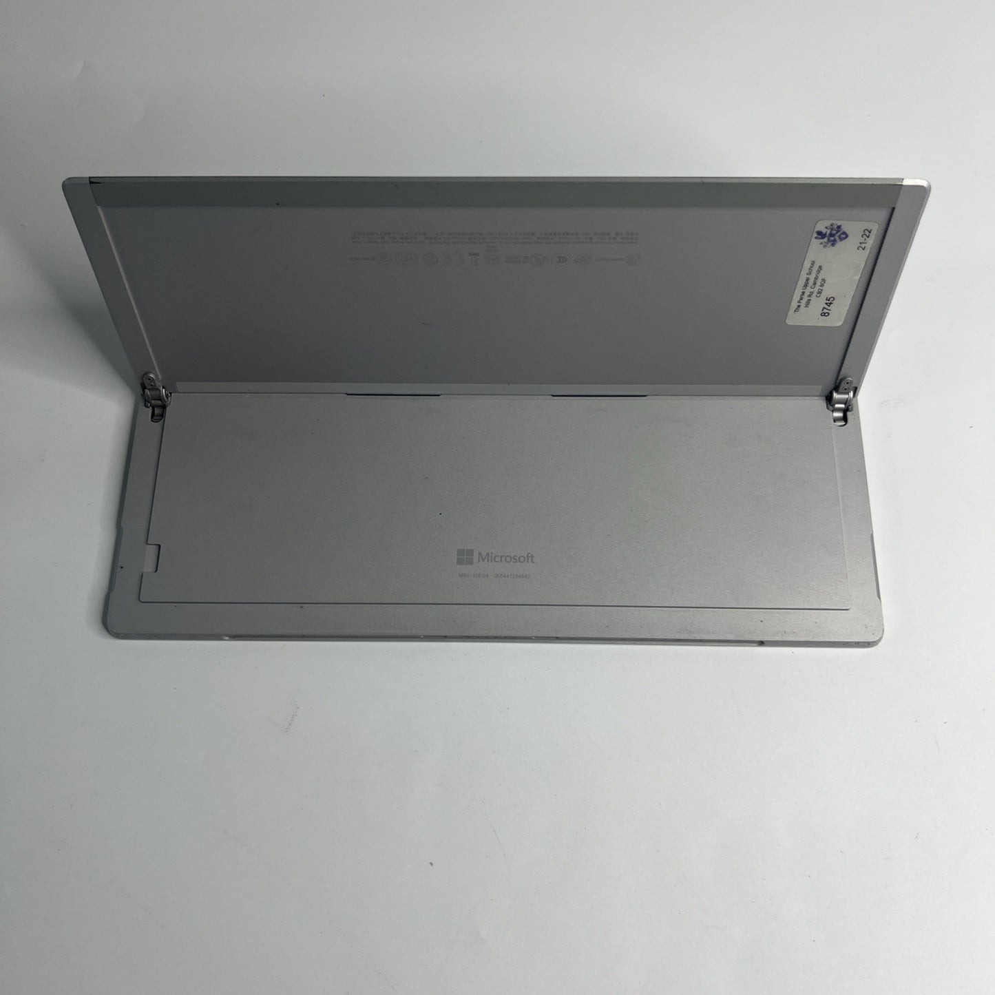 Microsoft Surface Pro 7 – i5-1035G4 8GB RAM 128GB SSD Windows 11 Grade C